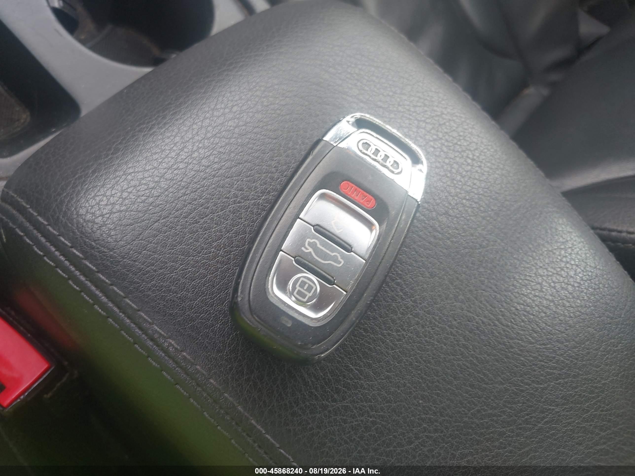 2014 Audi A4 2.0t Premium Черный vin: WAUFFAFL5EN032093