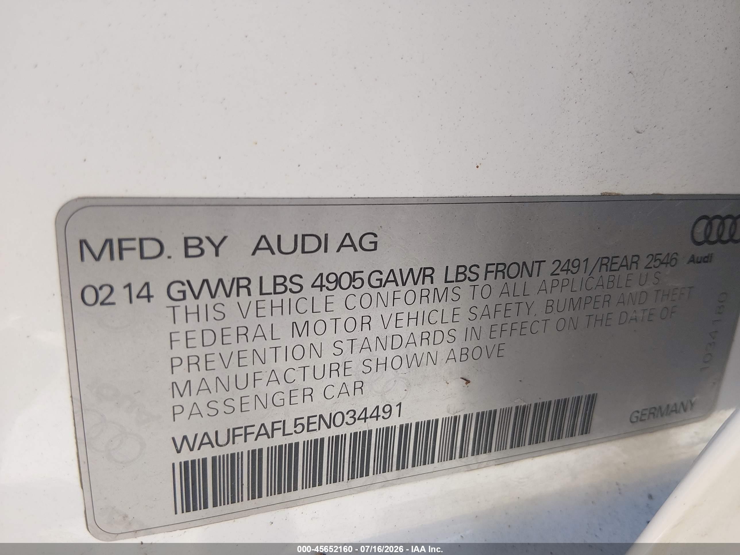 2014 Audi A4 2.0t Premium Белый vin: WAUFFAFL5EN034491
