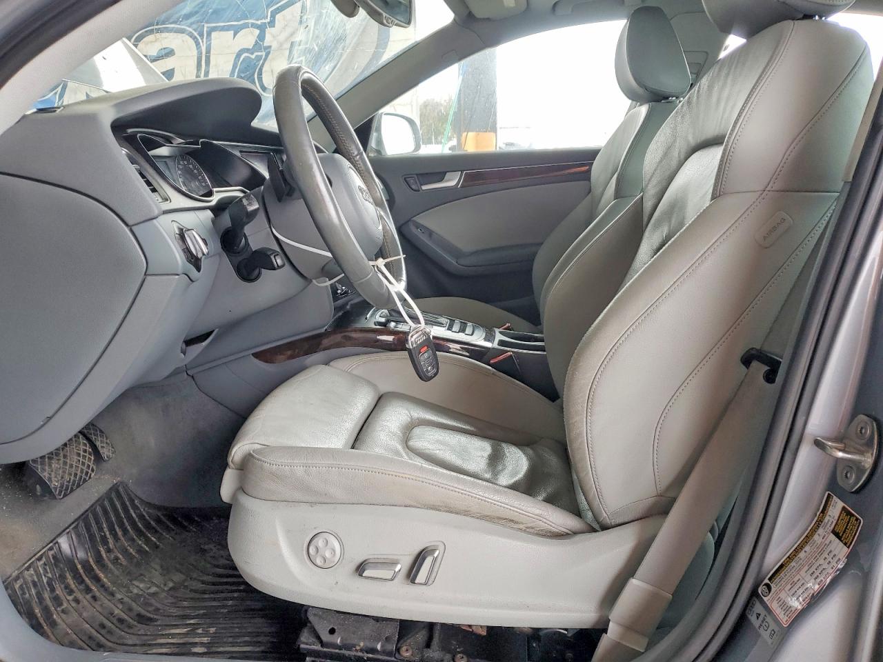 2015 Audi A4 Premium Plus Silver vin: WAUFFAFL5FA083084