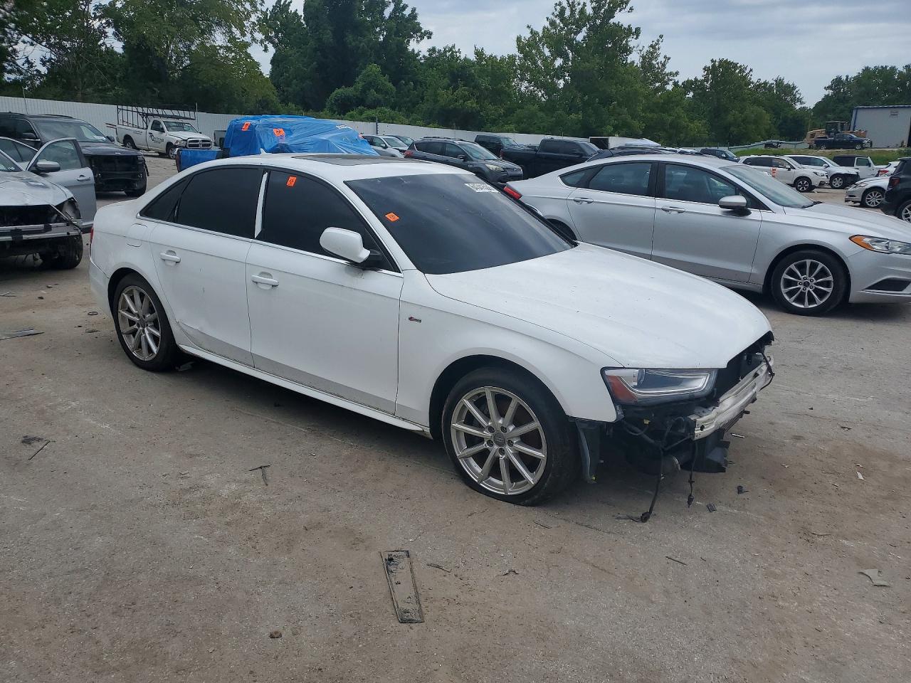 2015 Audi A4 Premium Plus White vin: WAUFFAFL5FN000505
