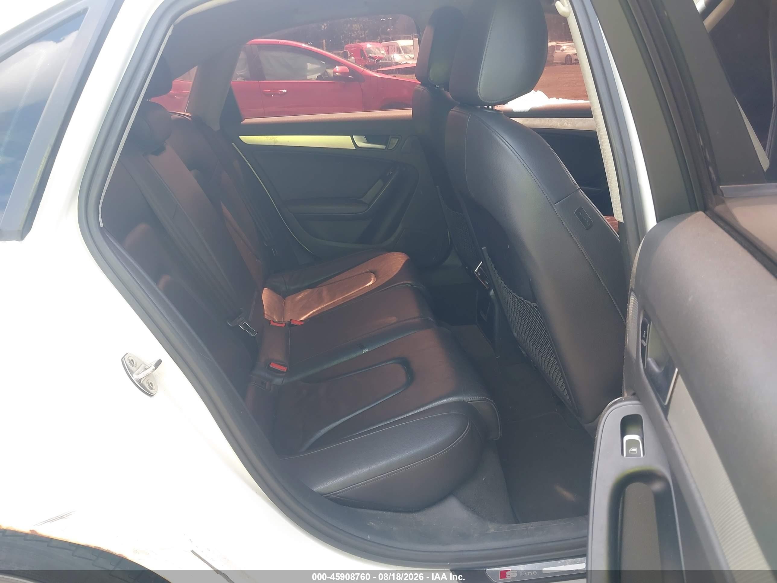 2015 Audi A4 2.0t Premium White vin: WAUFFAFL5FN002903