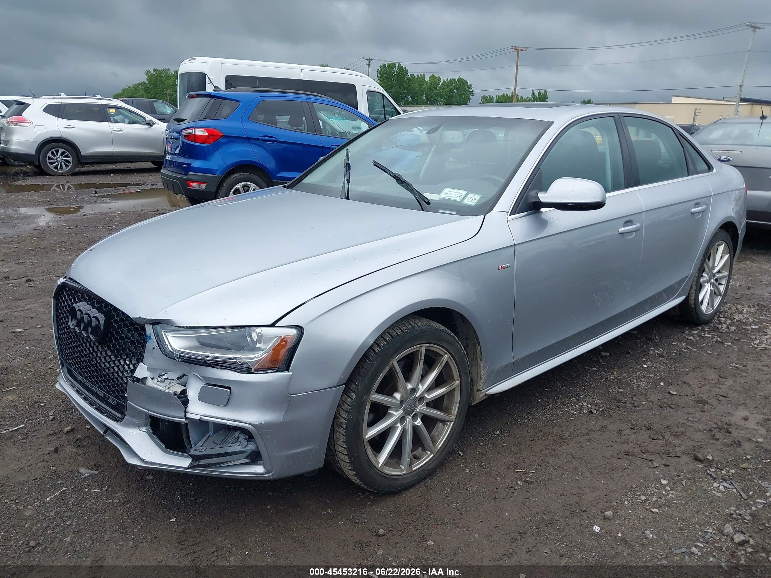 2015 Audi A4 2.0t Premium Серебряный vin: WAUFFAFL5FN005140