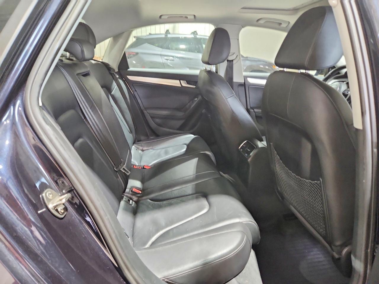 2015 Audi A4 Premium Plus Blue vin: WAUFFAFL5FN029860