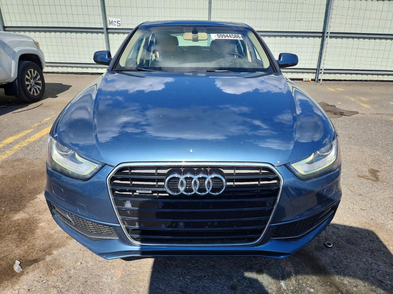 2015 Audi A4 Premium Plus Blue vin: WAUFFAFL5FN040308