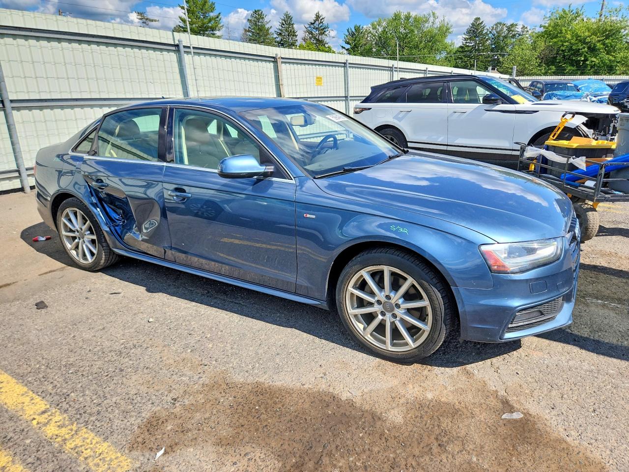 2015 Audi A4 Premium Plus Blue vin: WAUFFAFL5FN040308