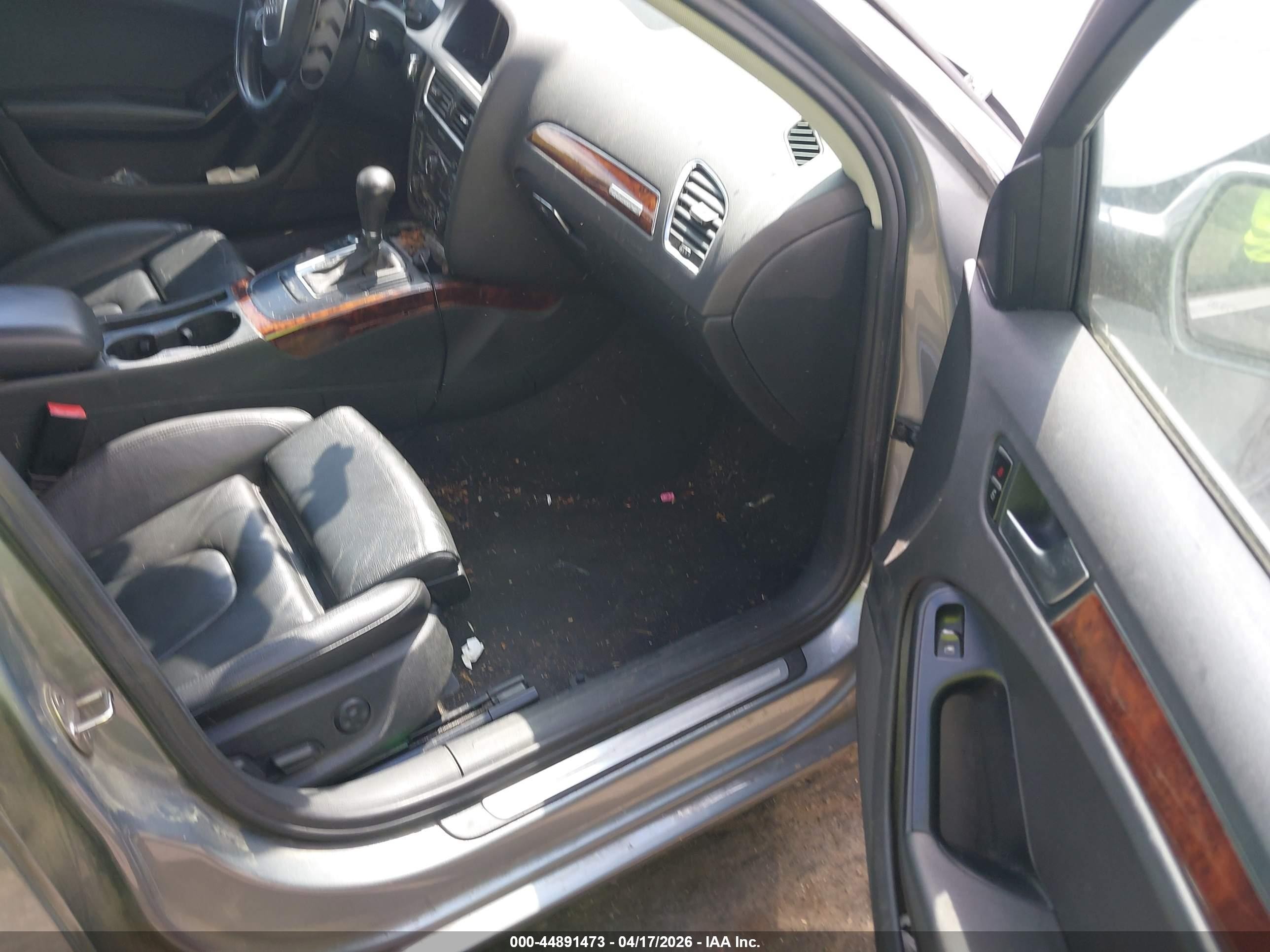 2010 Audi A4 2.0t Premium Gray vin: WAUFFAFL6AN007102