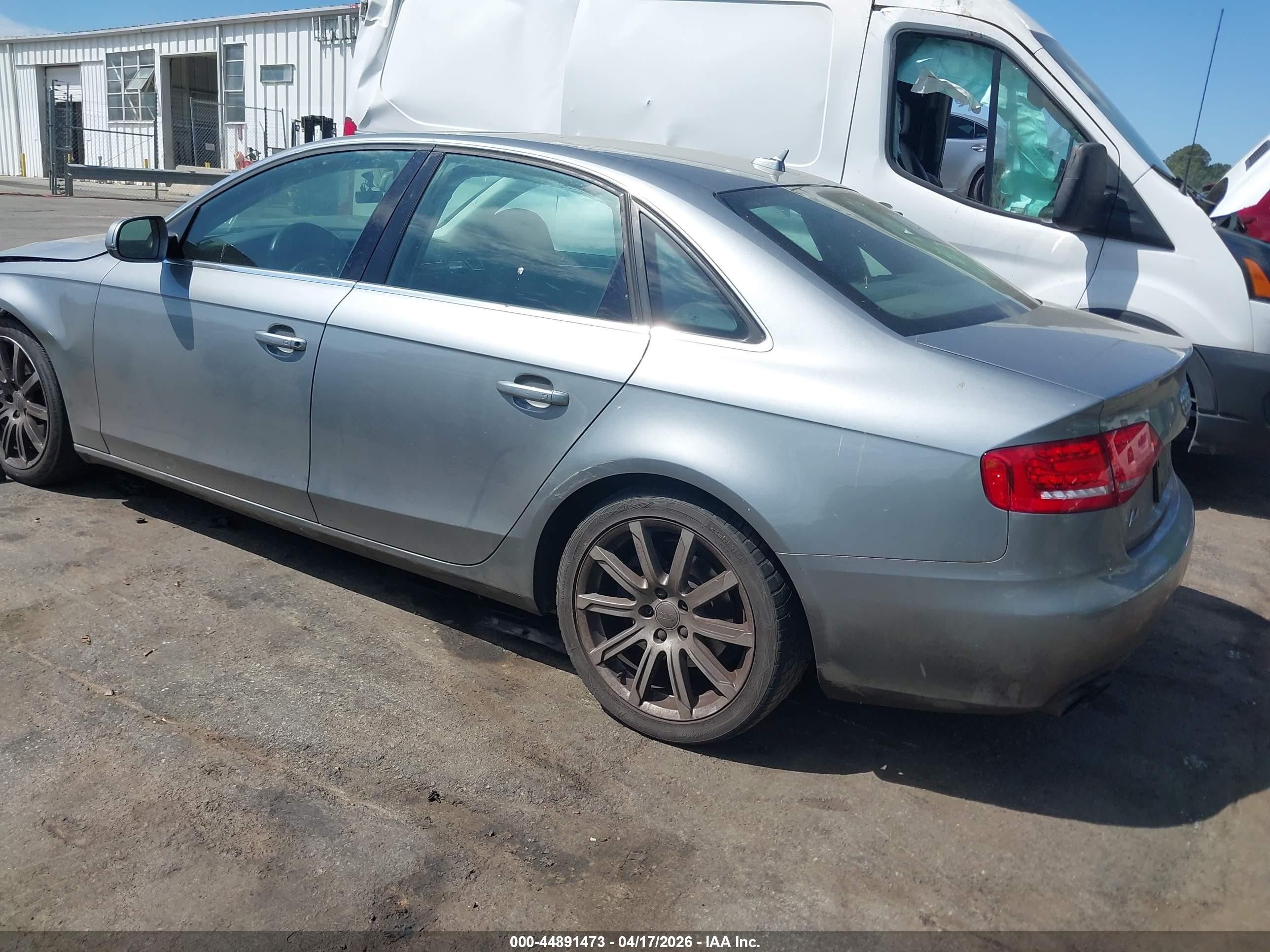 2010 Audi A4 2.0t Premium Gray vin: WAUFFAFL6AN007102