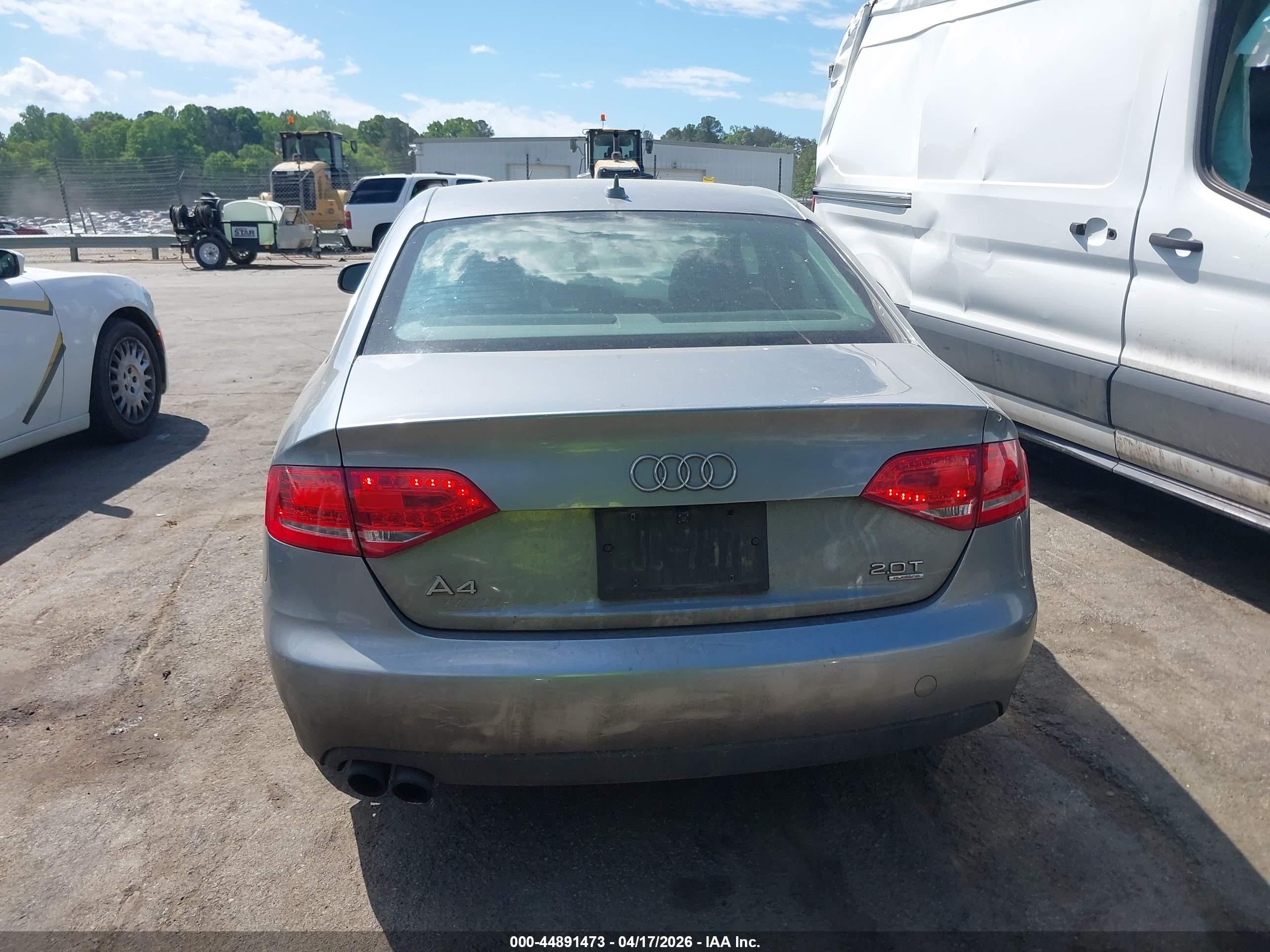 2010 Audi A4 2.0t Premium Gray vin: WAUFFAFL6AN007102