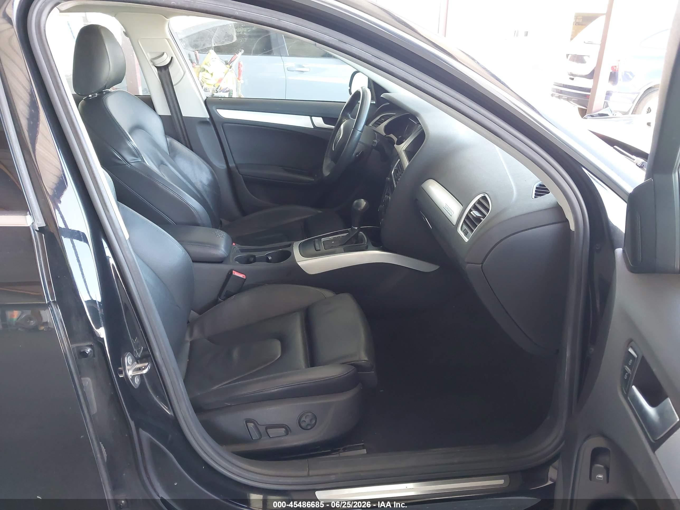 2010 Audi A4 2.0t Premium Black vin: WAUFFAFL6AN045574