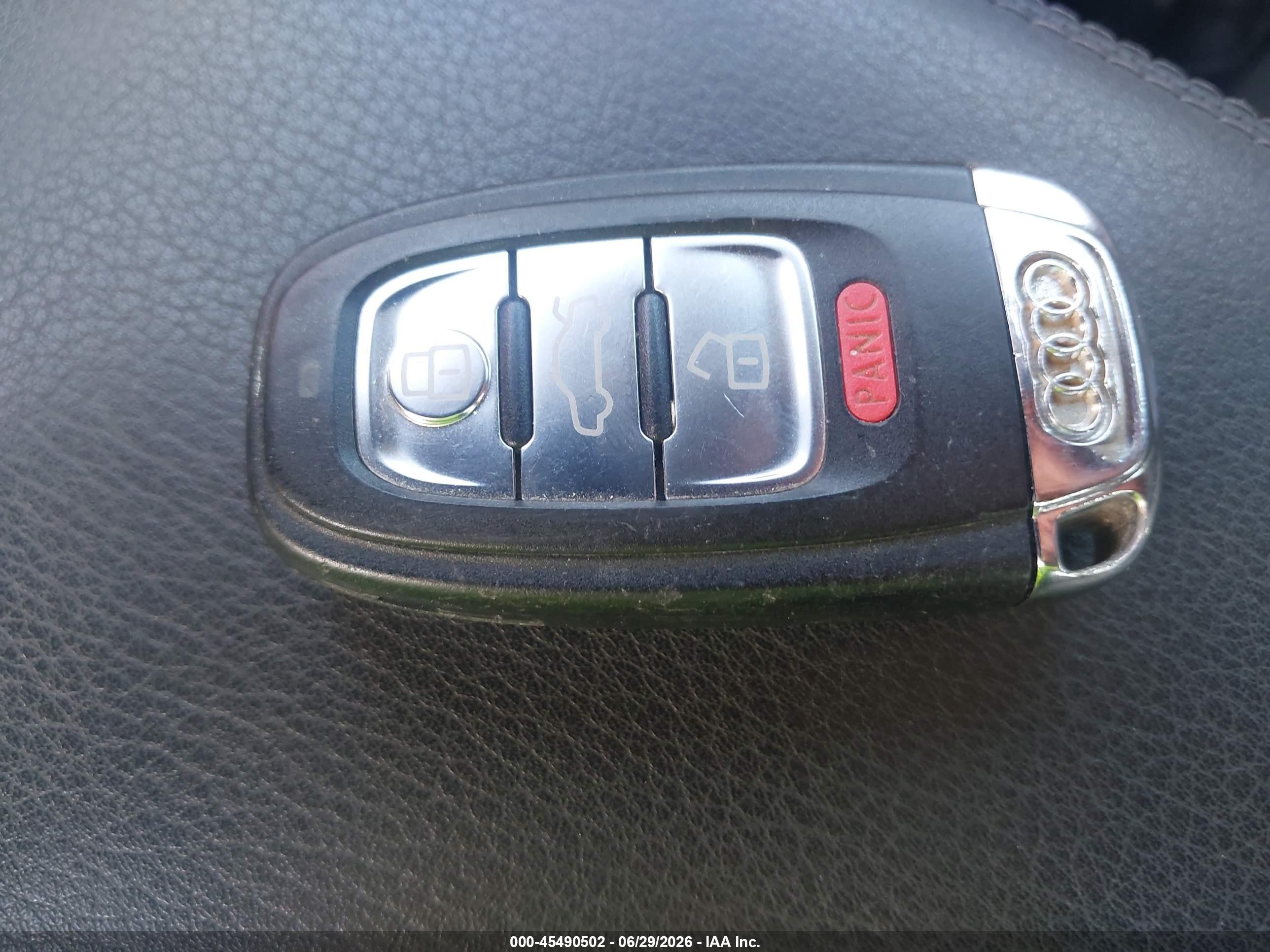 2010 Audi A4 2.0t Premium Red vin: WAUFFAFL6AN052976