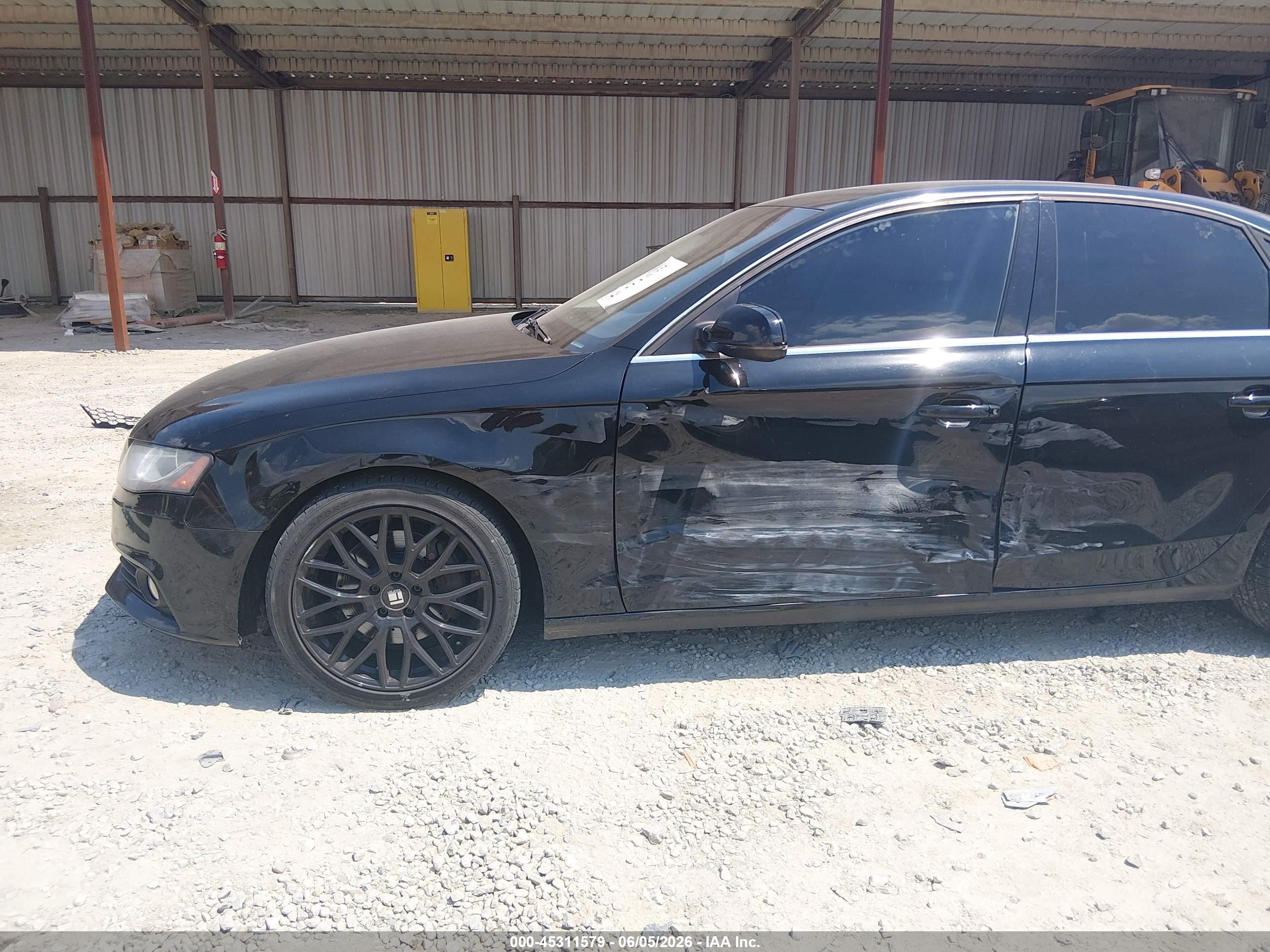 2011 Audi A4 2.0t Premium Black vin: WAUFFAFL6BN025424