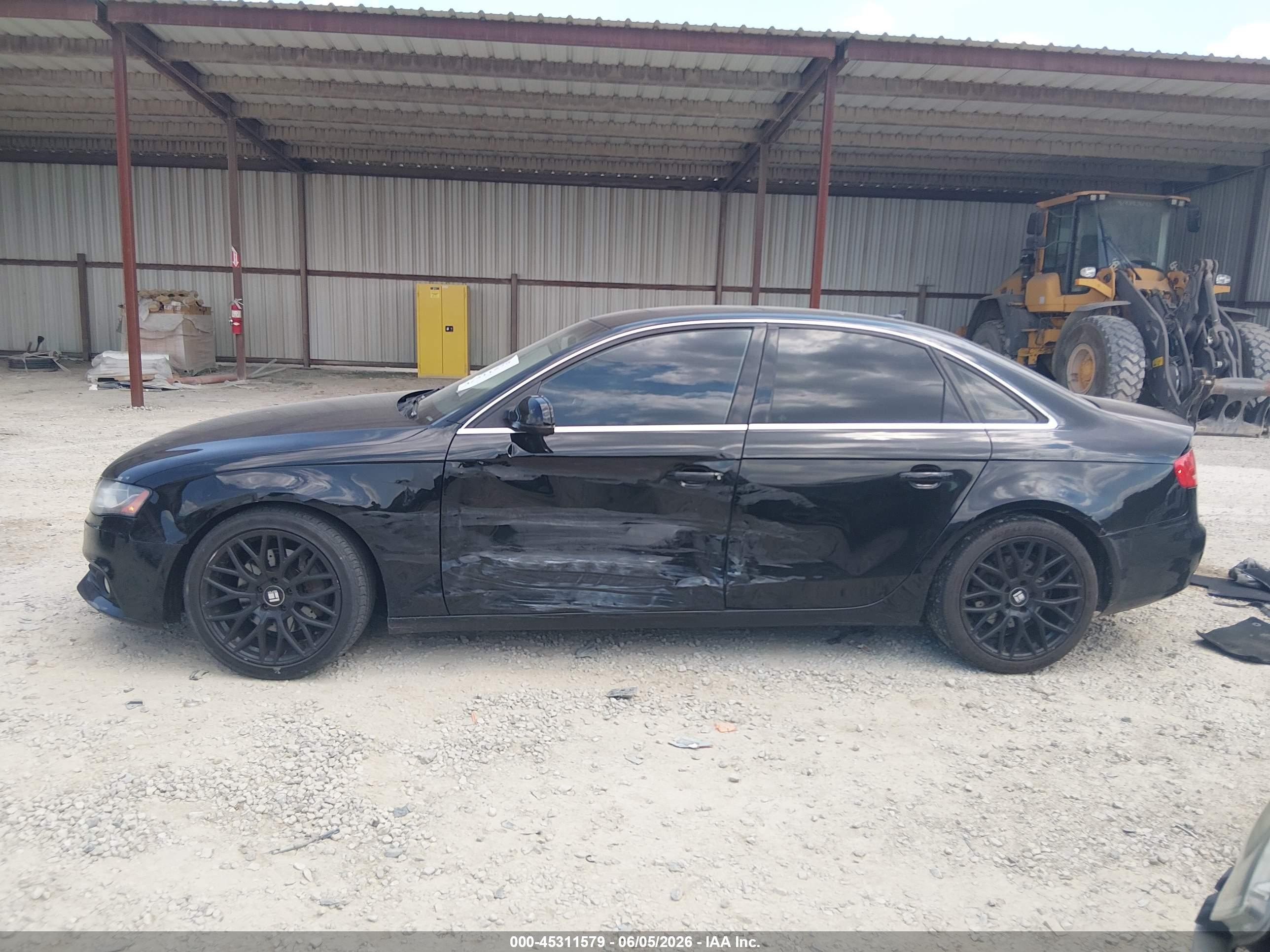 2011 Audi A4 2.0t Premium Black vin: WAUFFAFL6BN025424