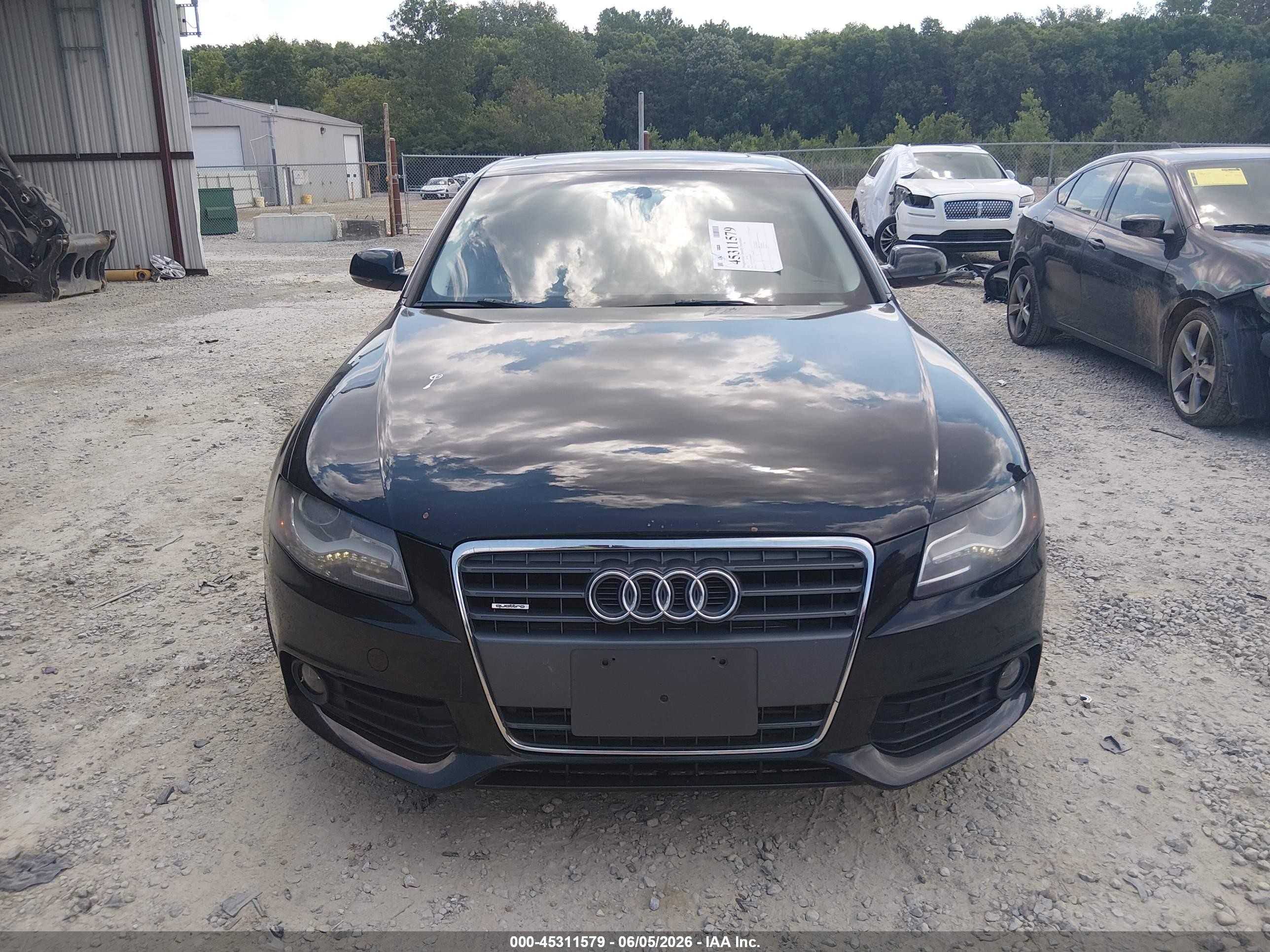 2011 Audi A4 2.0t Premium Black vin: WAUFFAFL6BN025424