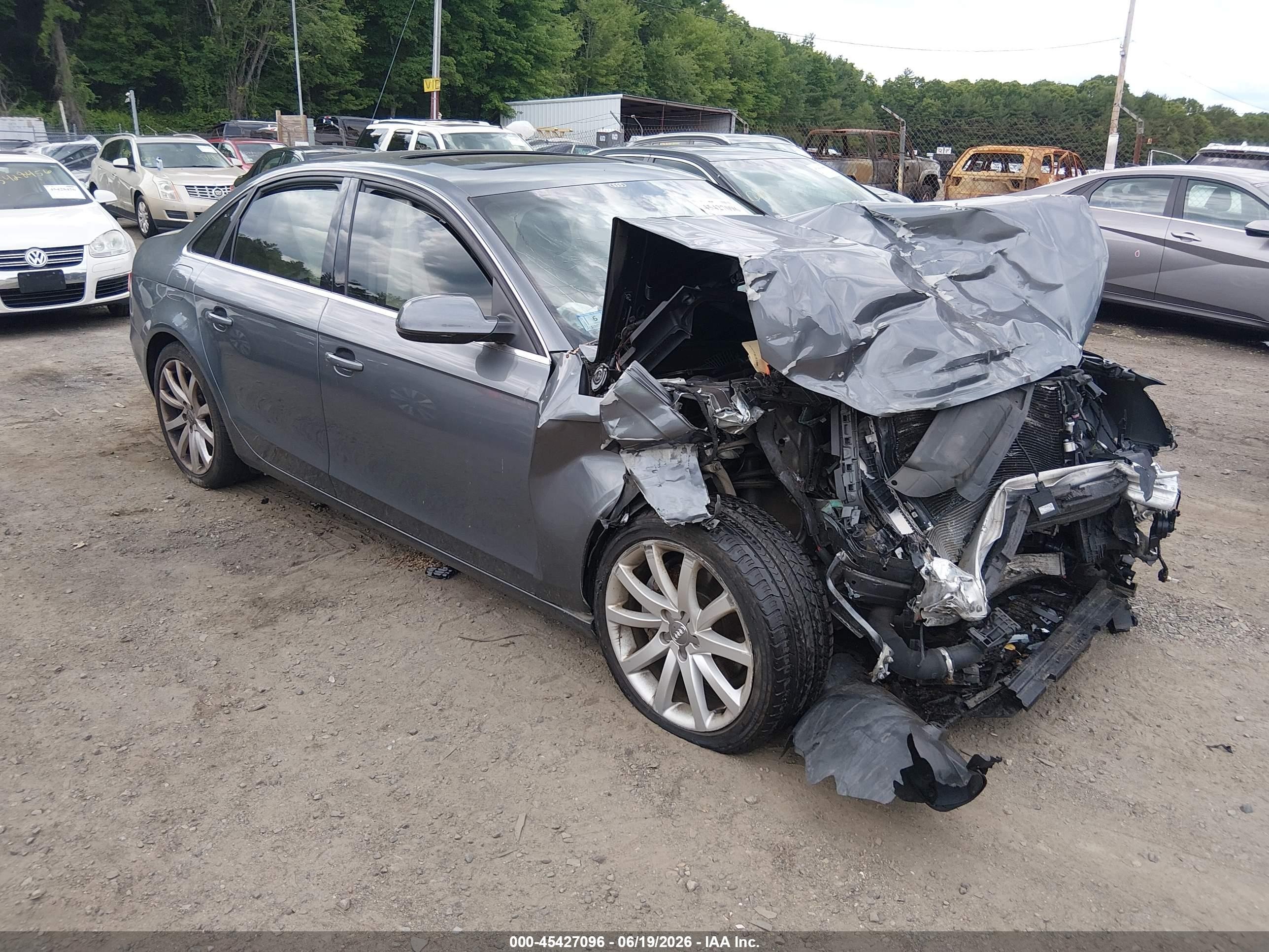 2013 Audi A4 2.0t Premium Blue vin: WAUFFAFL6DN022283