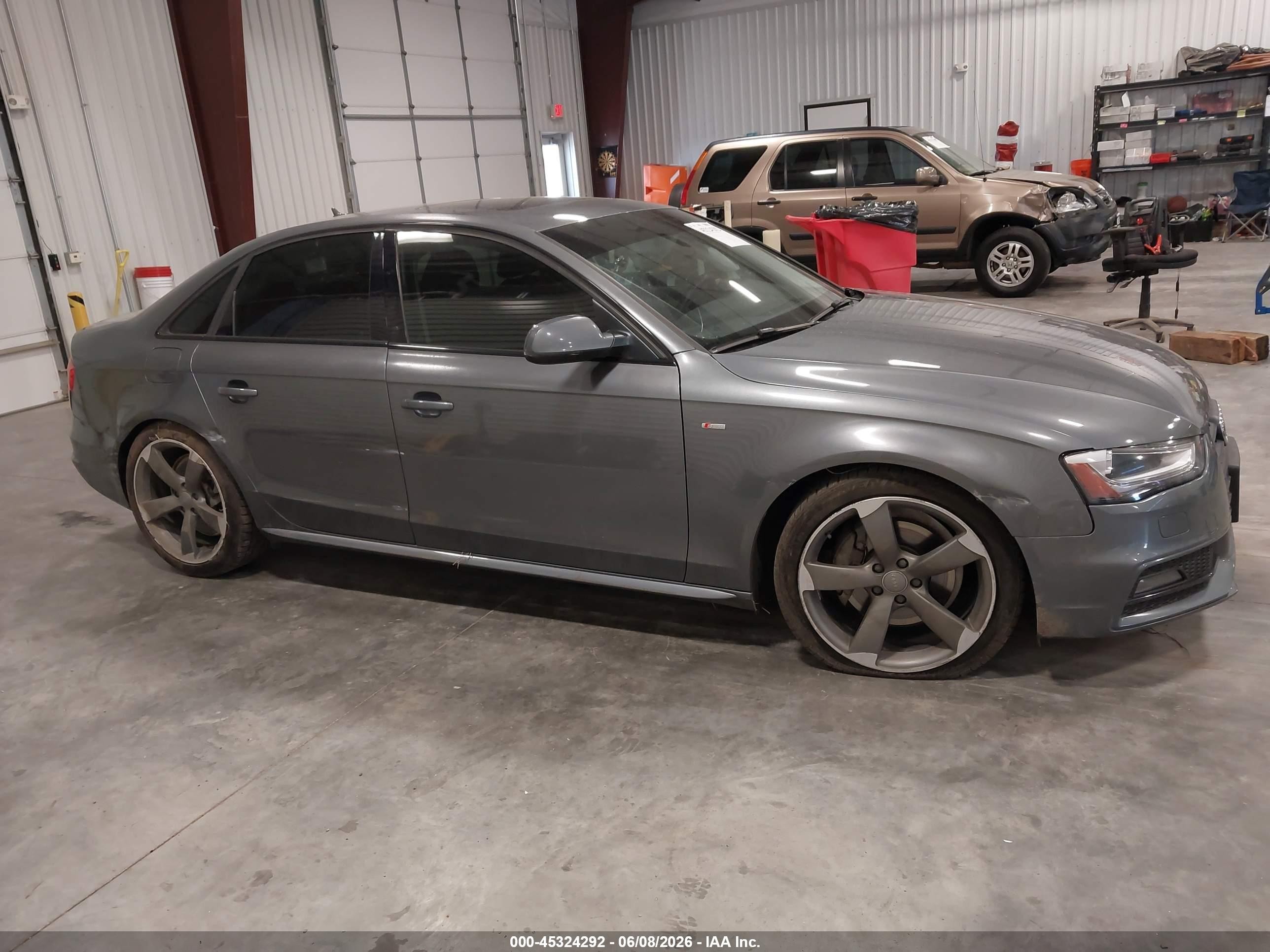 2014 Audi A4 2.0t Premium Серебряный vin: WAUFFAFL6EN037920