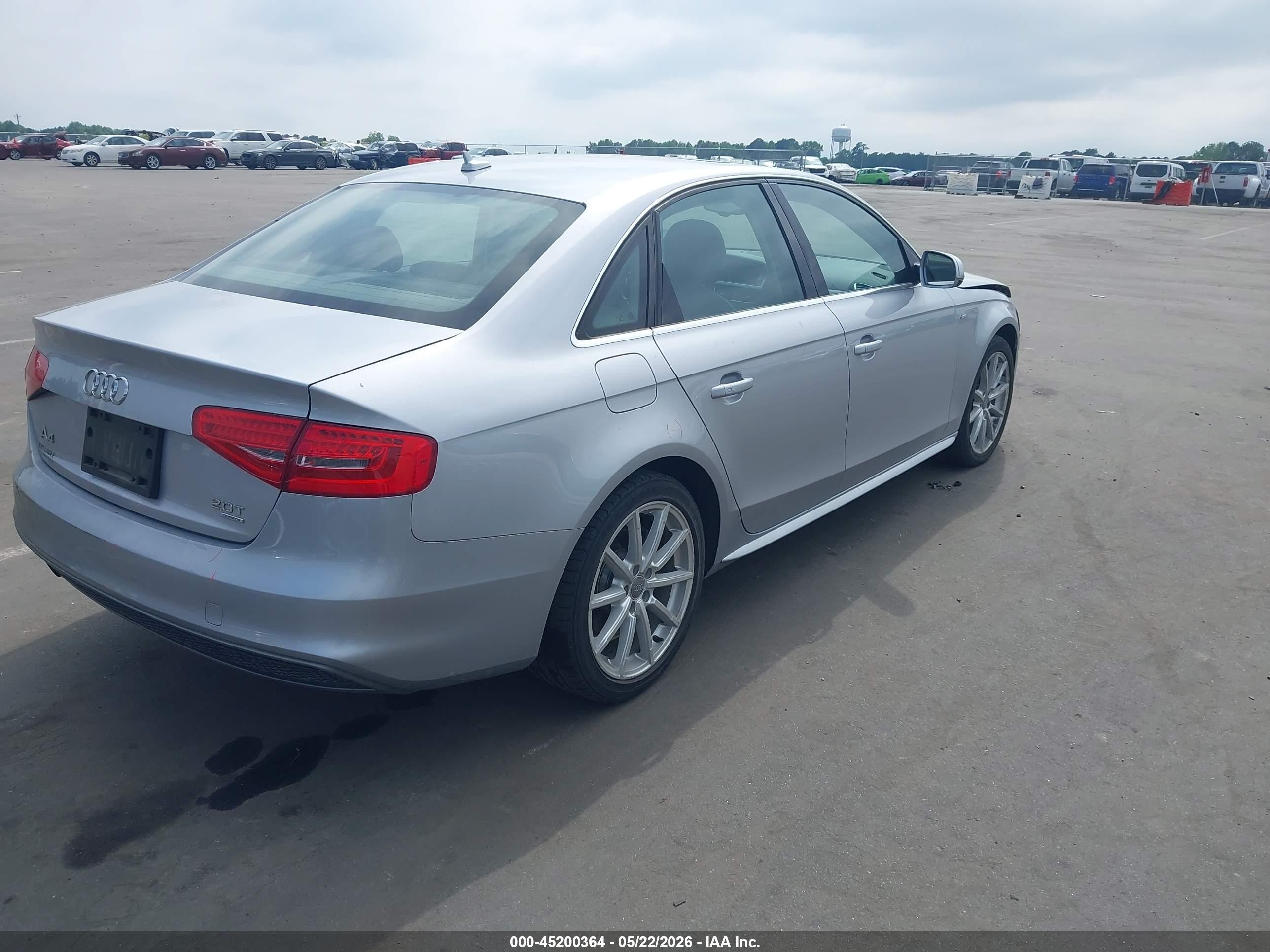 2015 Audi A4 2.0t Premium Серебряный vin: WAUFFAFL6FN002201