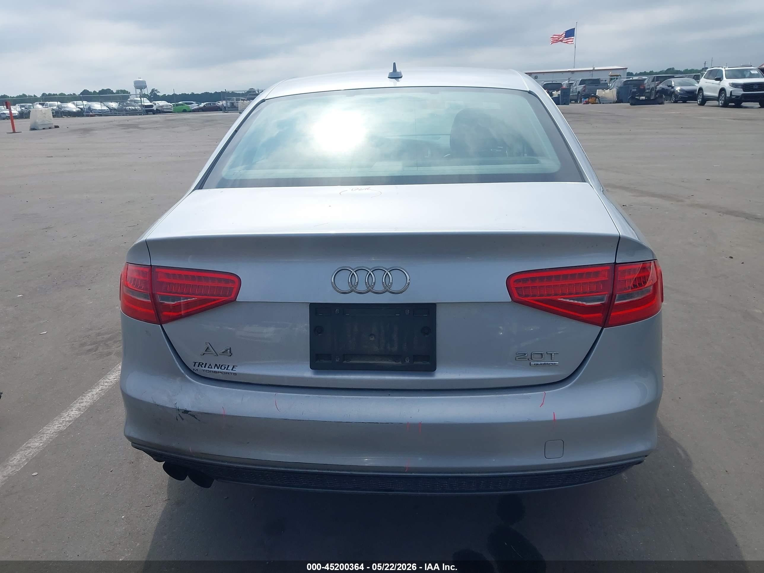 2015 Audi A4 2.0t Premium Серебряный vin: WAUFFAFL6FN002201