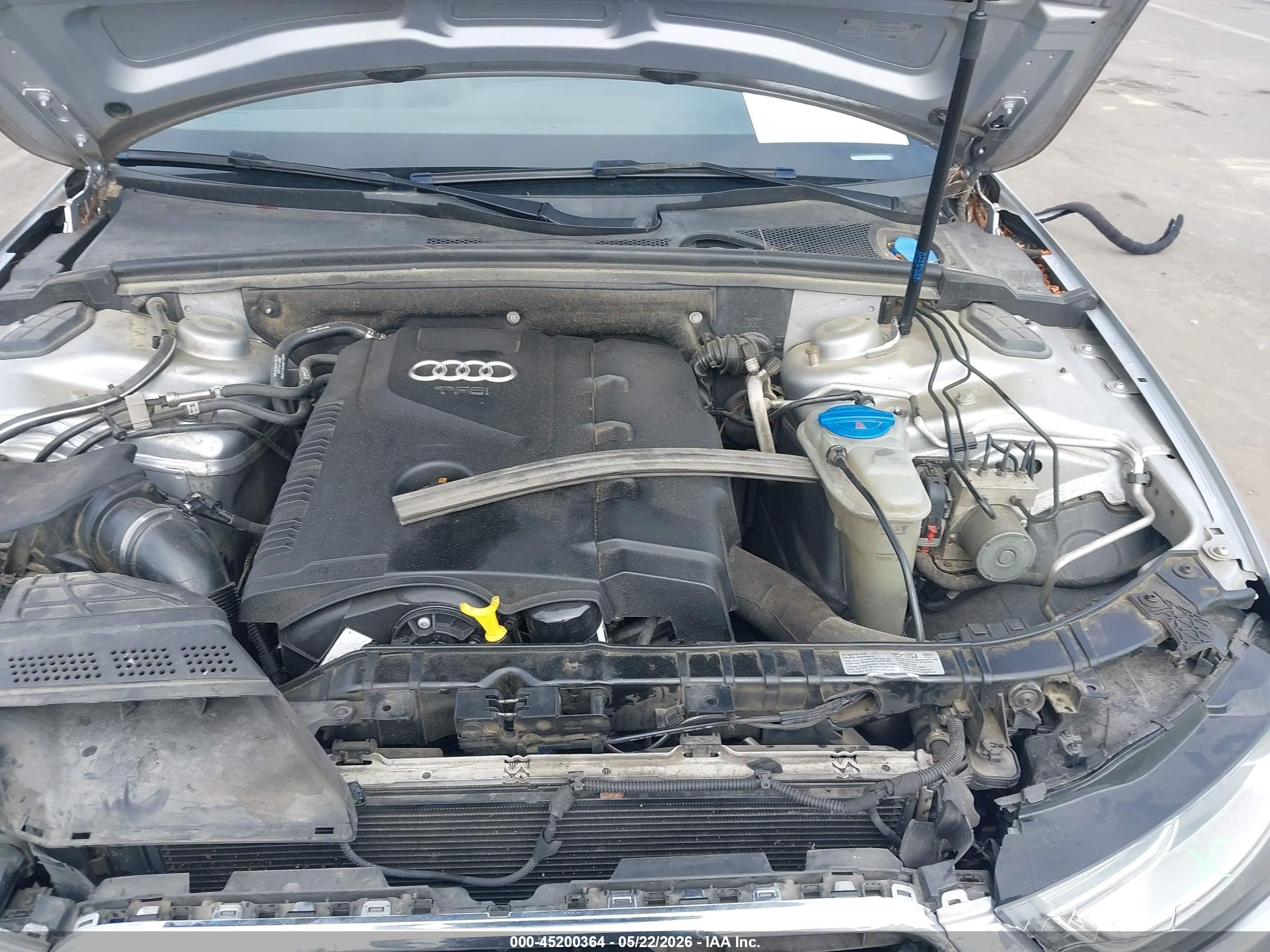 2015 Audi A4 2.0t Premium Серебряный vin: WAUFFAFL6FN002201