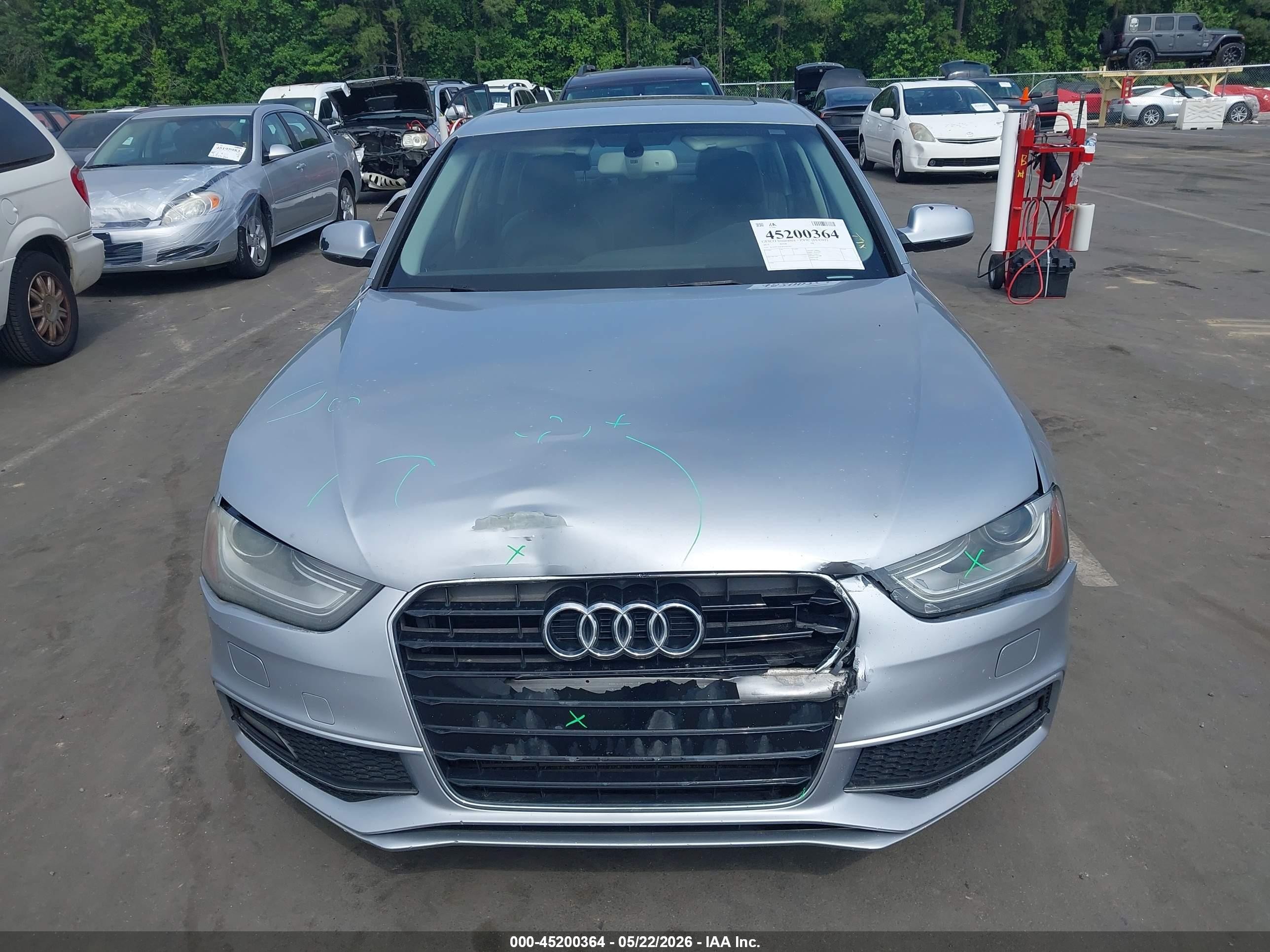 2015 Audi A4 2.0t Premium Серебряный vin: WAUFFAFL6FN002201