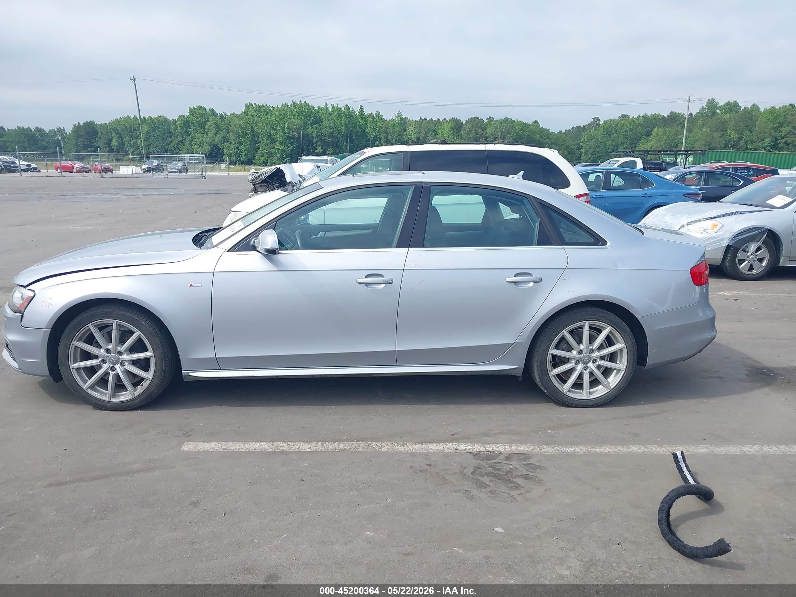 2015 Audi A4 2.0t Premium Серебряный vin: WAUFFAFL6FN002201