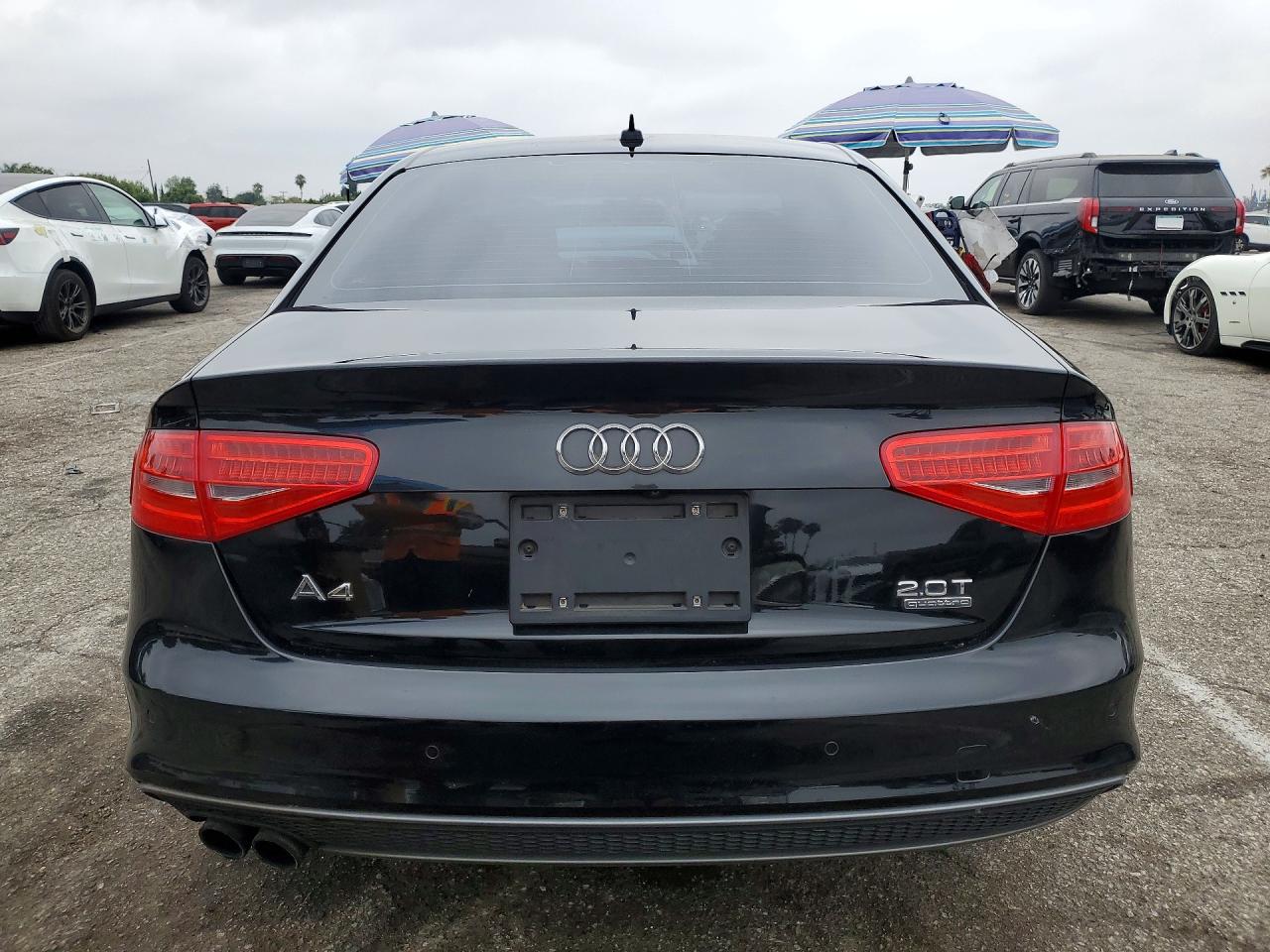 2015 Audi A4 Premium Plus Черный vin: WAUFFAFL6FN045596