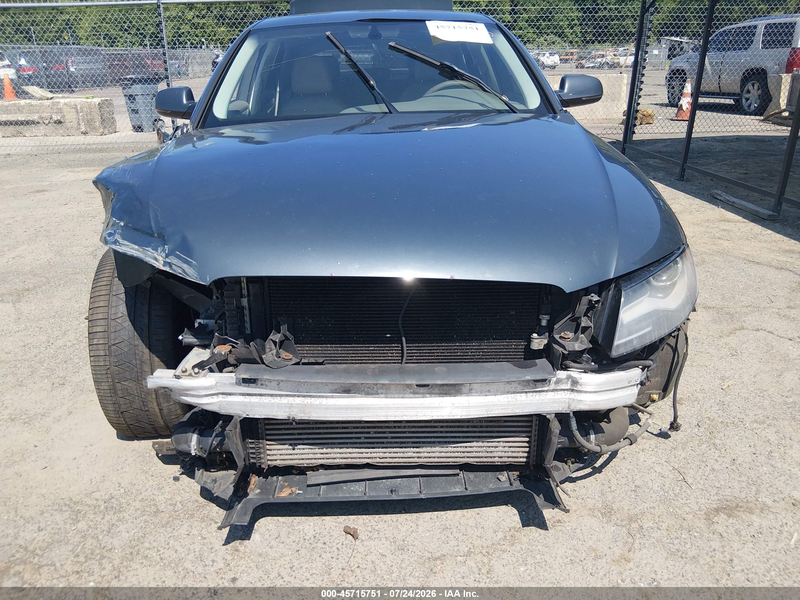 2011 Audi A4 2.0t Premium Серый vin: WAUFFAFL7BN012486