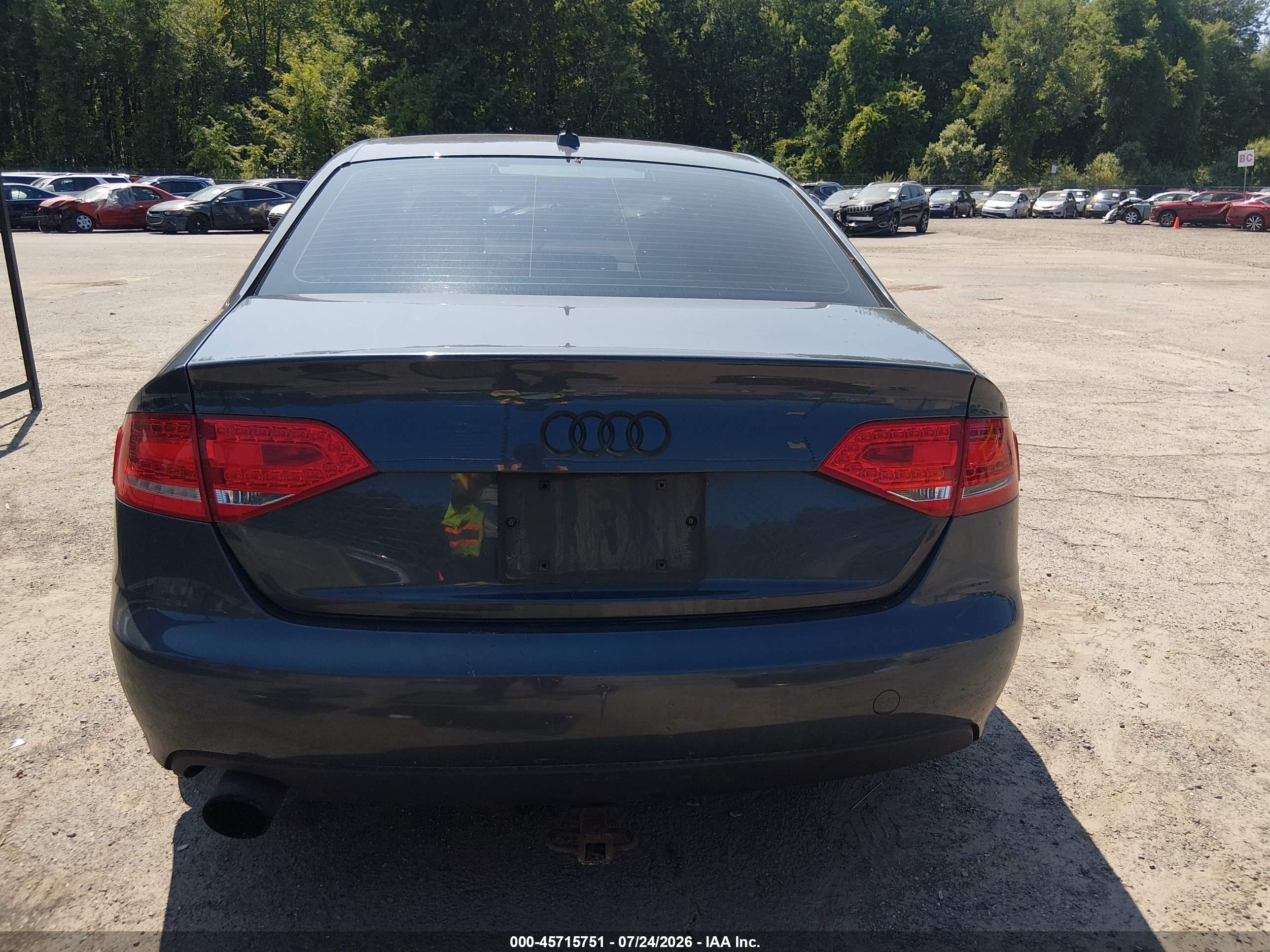 2011 Audi A4 2.0t Premium Серый vin: WAUFFAFL7BN012486