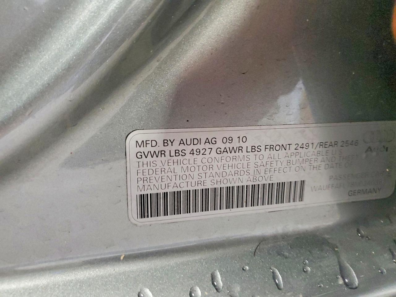 2011 Audi A4 Premium Plus Серебряный vin: WAUFFAFL7BN024038