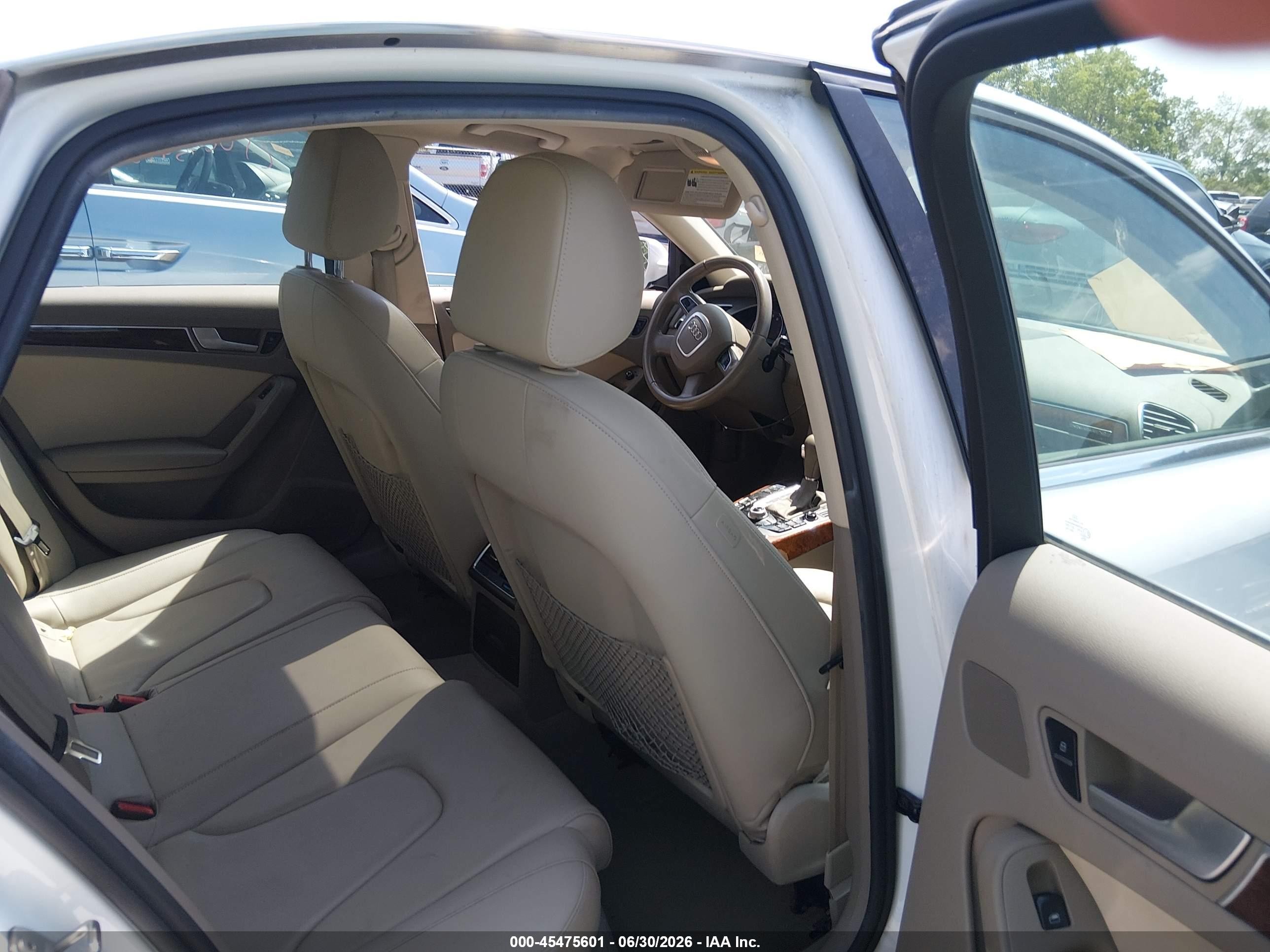 2011 Audi A4 2.0t Premium White vin: WAUFFAFL7BN051949