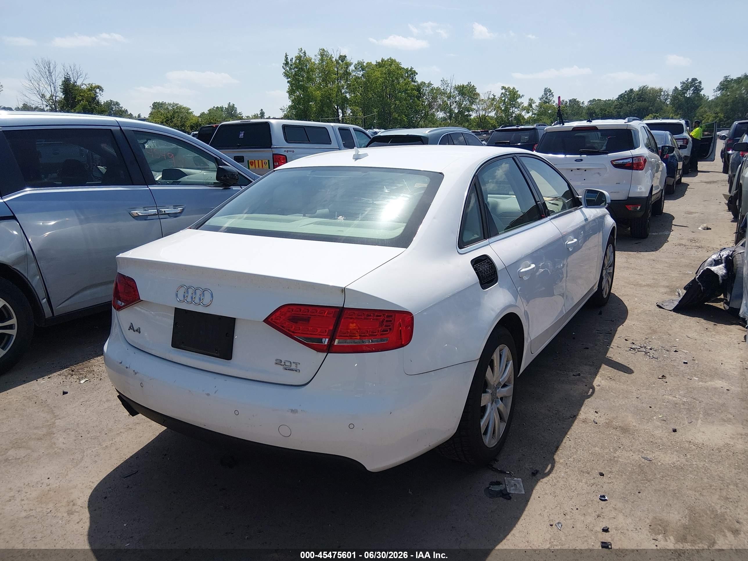 2011 Audi A4 2.0t Premium White vin: WAUFFAFL7BN051949