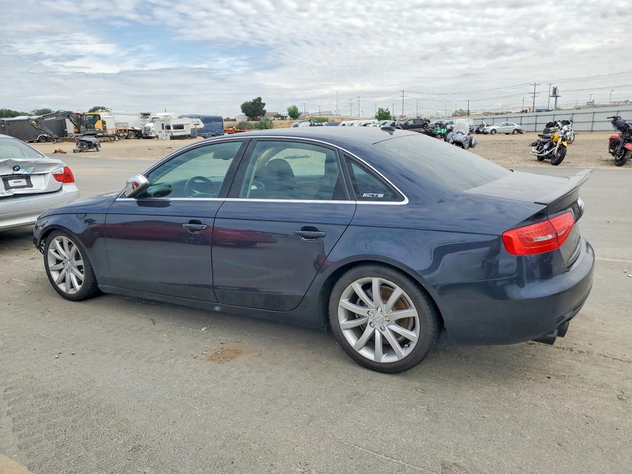 2013 Audi A4 Premium Plus Угольный vin: WAUFFAFL7DN018341