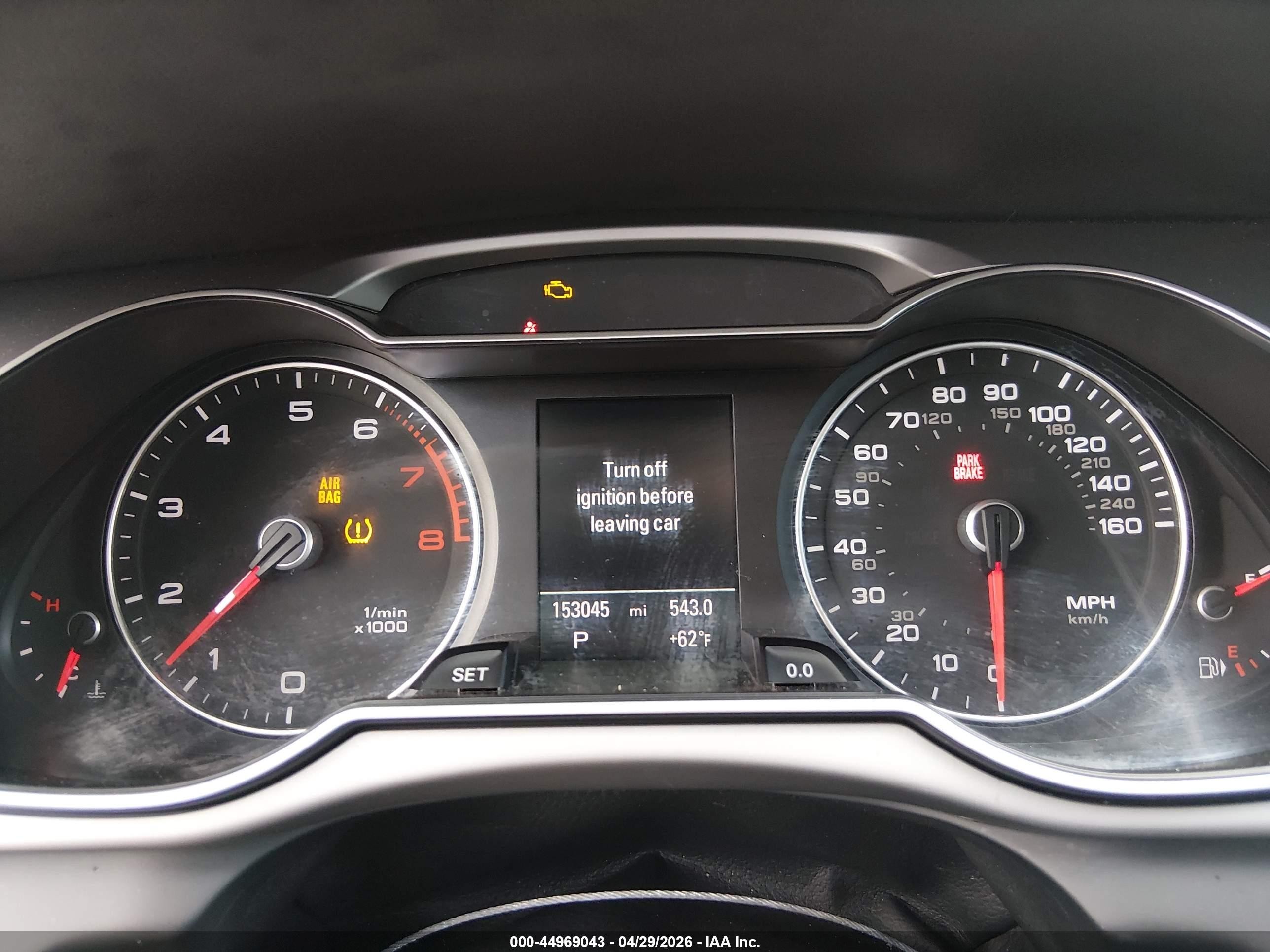 2013 Audi A4 2.0t Premium White vin: WAUFFAFL7DN024933