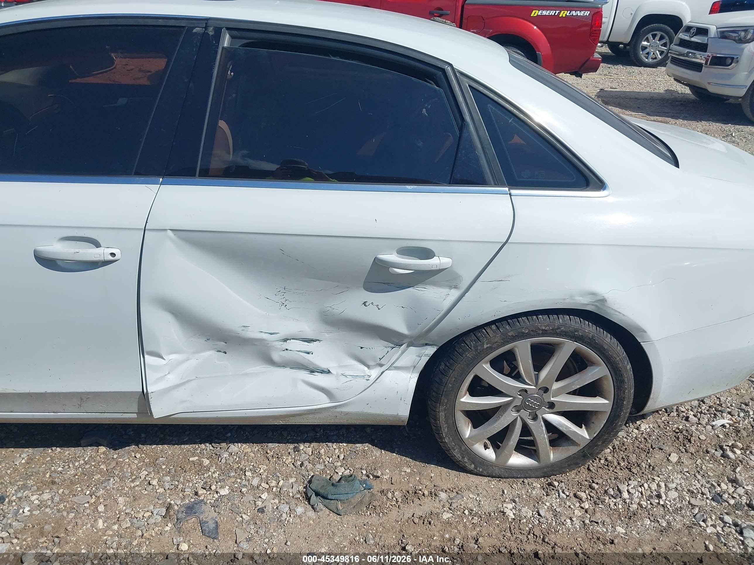 2013 Audi A4 2.0t Premium White vin: WAUFFAFL7DN029775