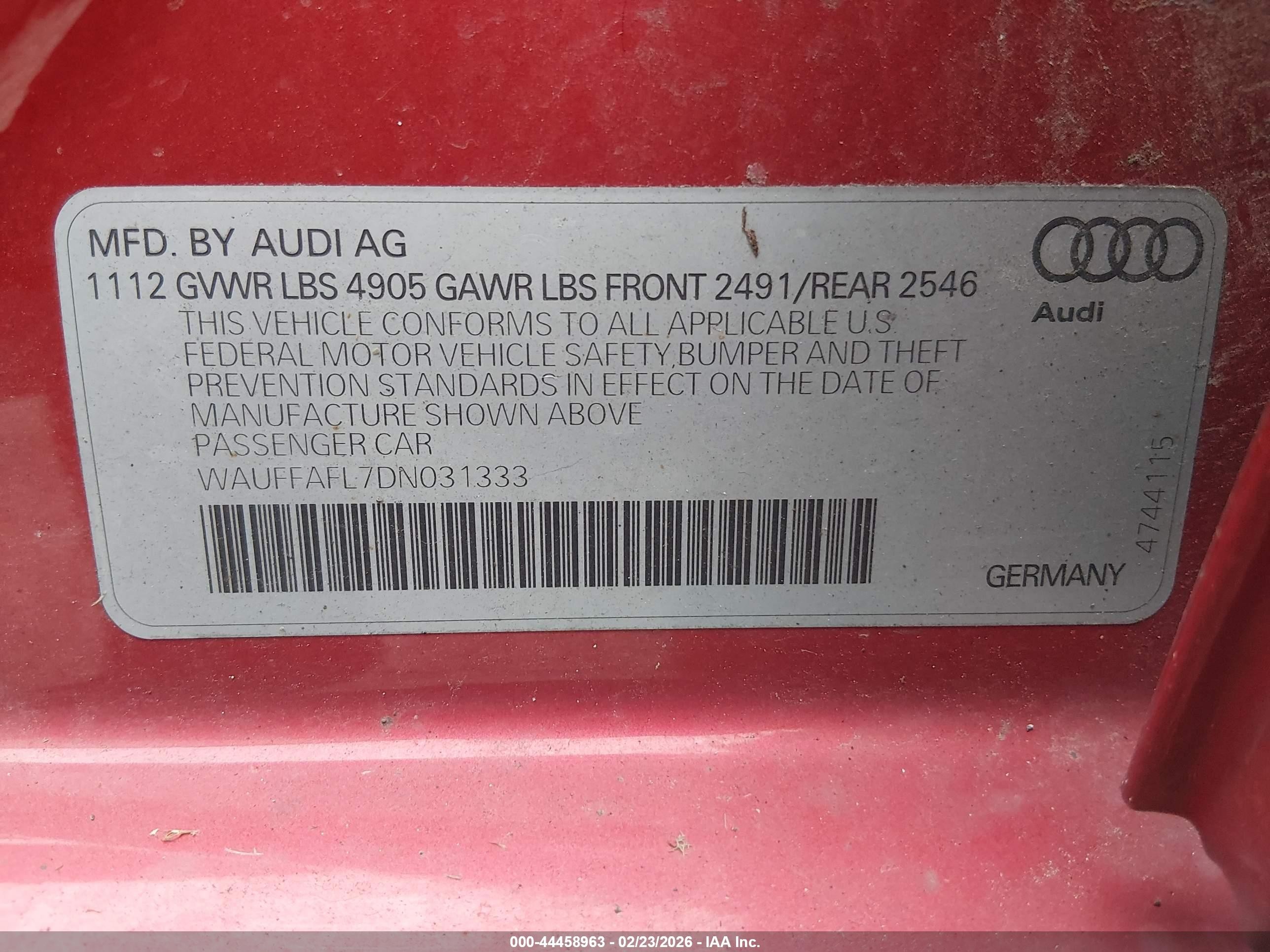 2013 Audi A4 2.0t Premium Красный vin: WAUFFAFL7DN031333
