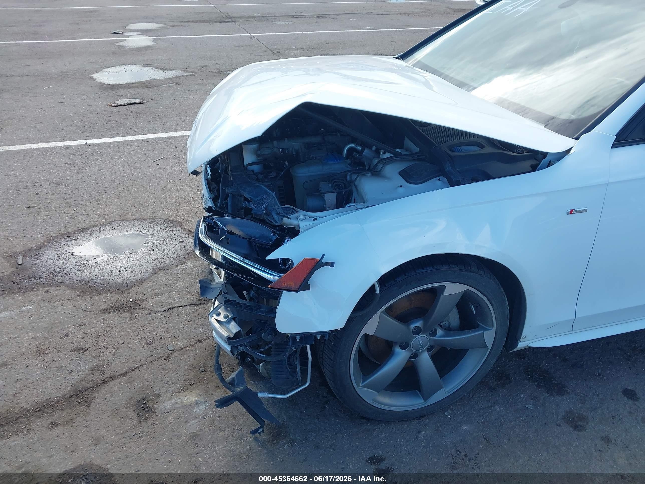 2014 Audi A4 2.0t Premium White vin: WAUFFAFL7EA070738