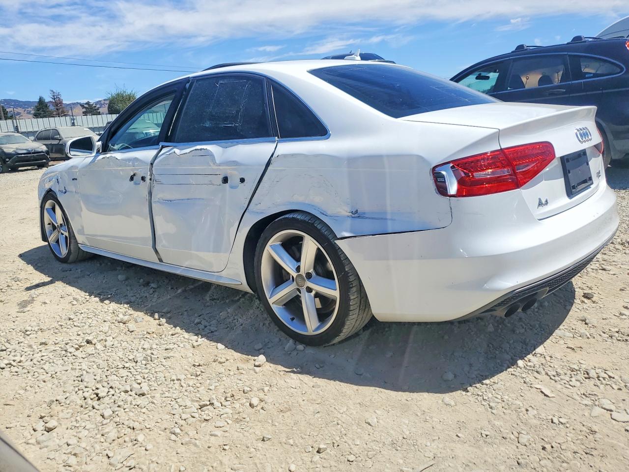2014 Audi A4 Premium Plus Белый vin: WAUFFAFL7EN042074