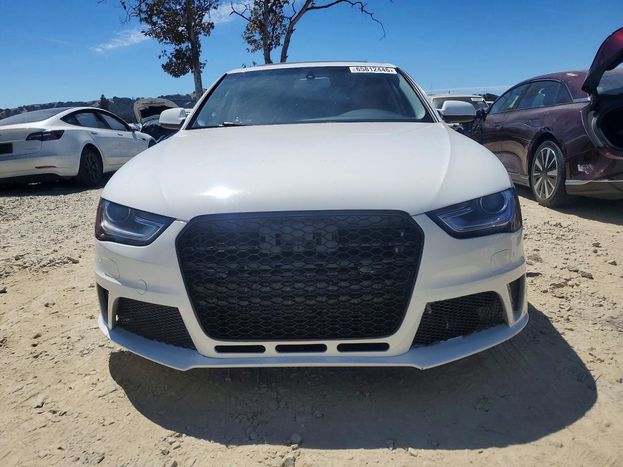 2014 Audi A4 Premium Plus Белый vin: WAUFFAFL7EN042074
