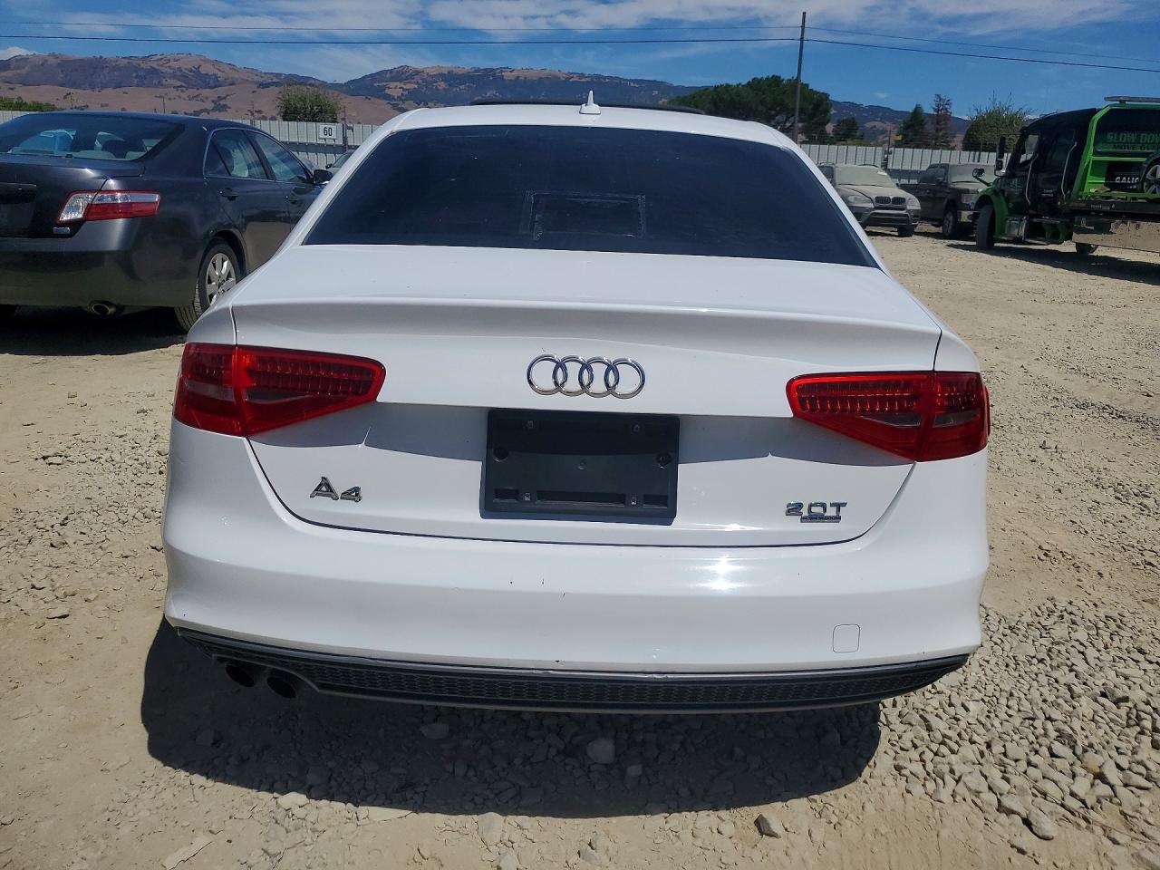 2014 Audi A4 Premium Plus Белый vin: WAUFFAFL7EN042074