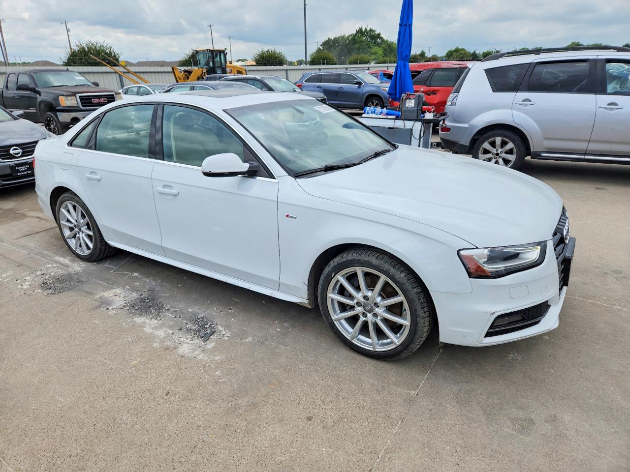 2015 Audi A4 Premium Plus White vin: WAUFFAFL7FN029648