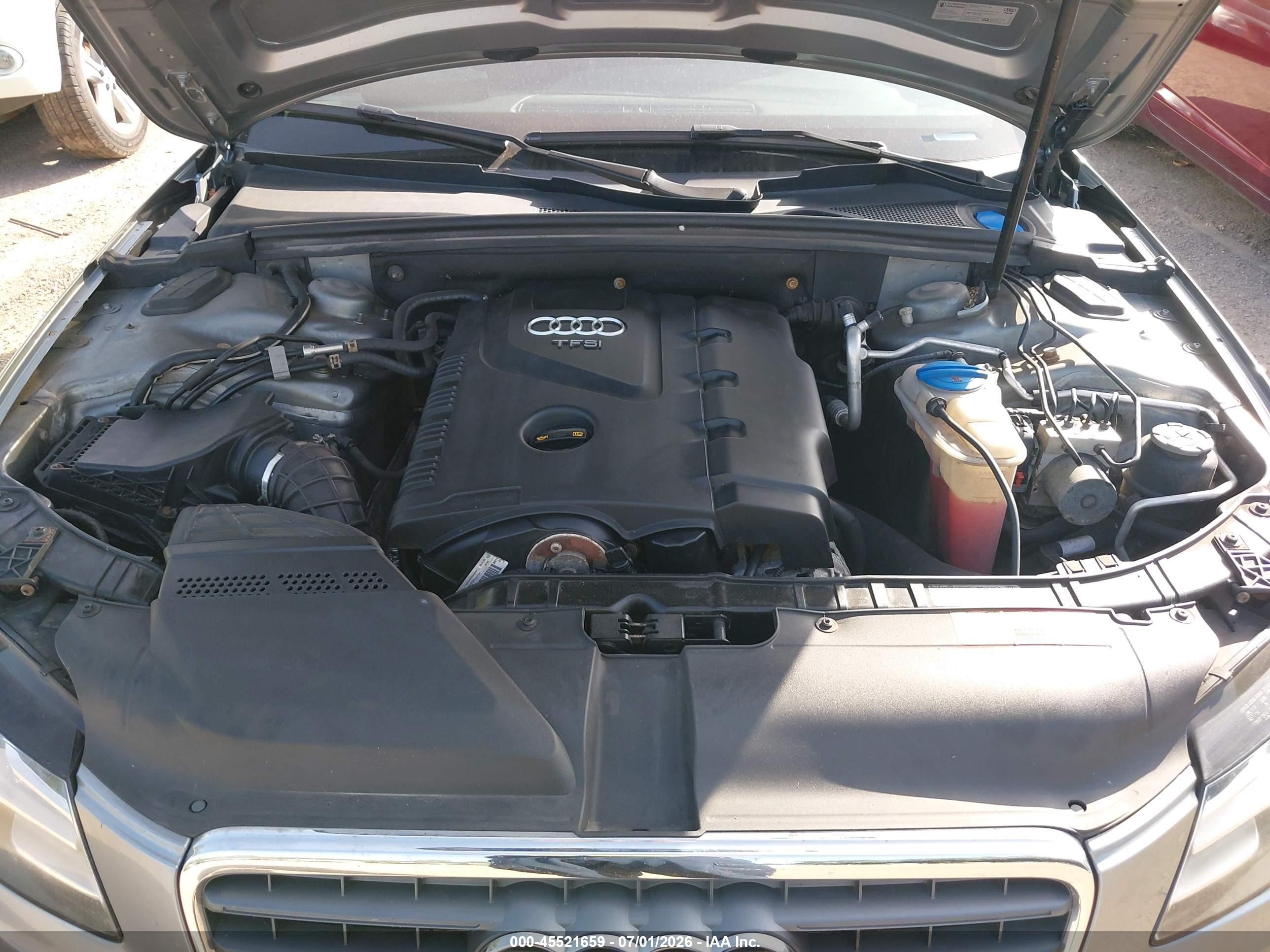 2010 Audi A4 2.0t Premium Silver vin: WAUFFAFL8AN044460