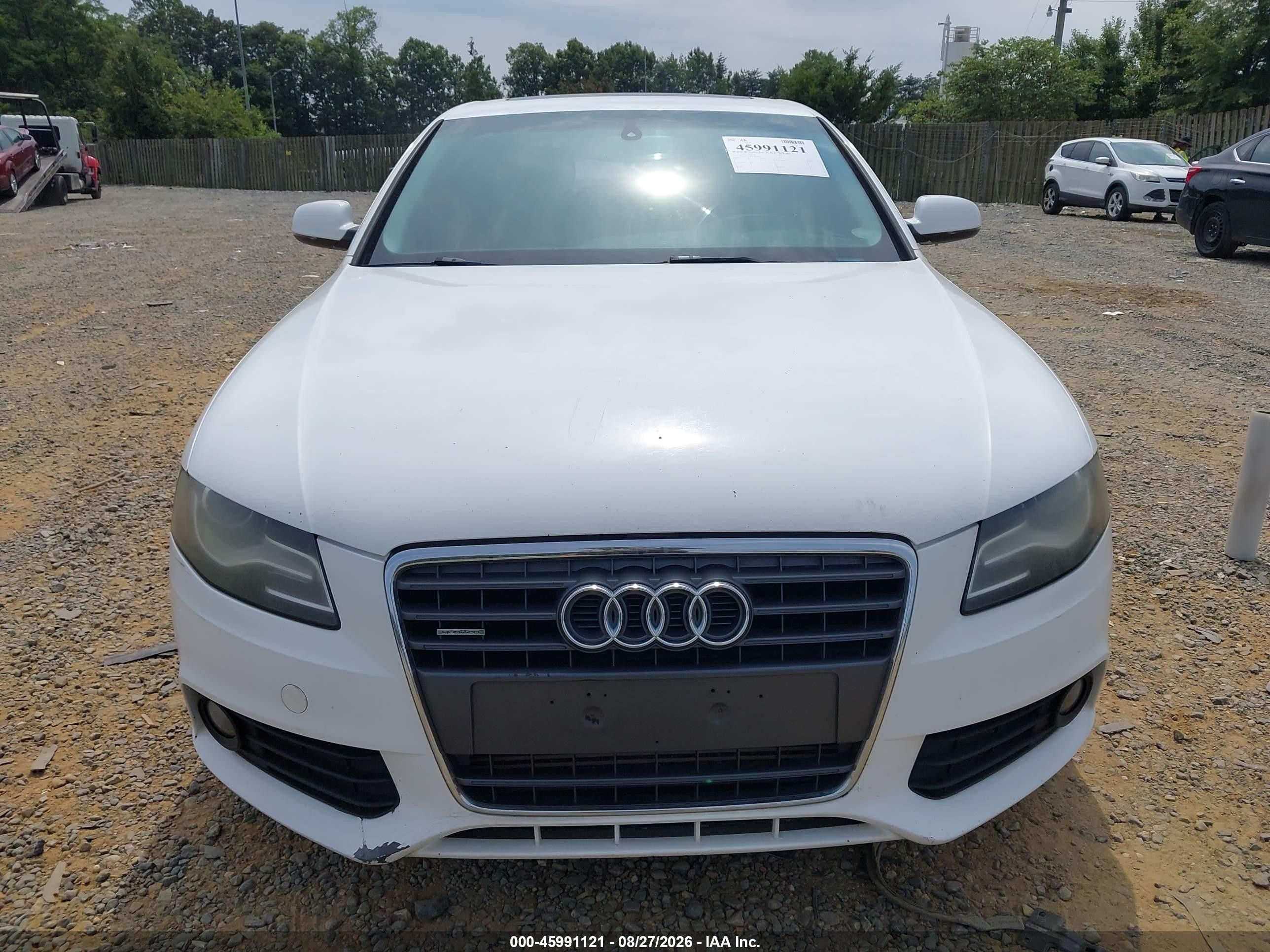 2011 Audi A4 2.0t Premium White vin: WAUFFAFL8BN004669