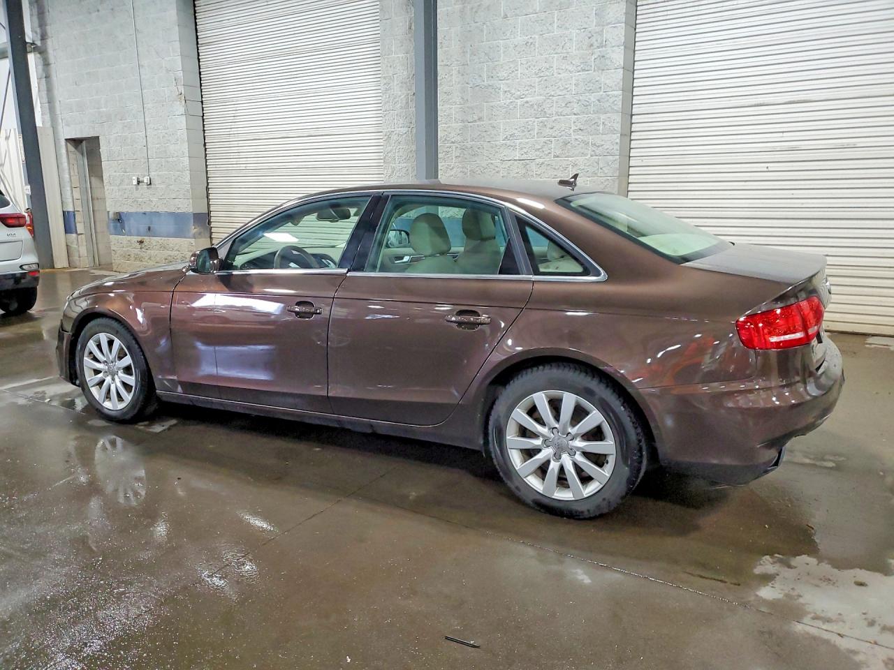 2011 Audi A4 Premium Plus Brown vin: WAUFFAFL8BN034058