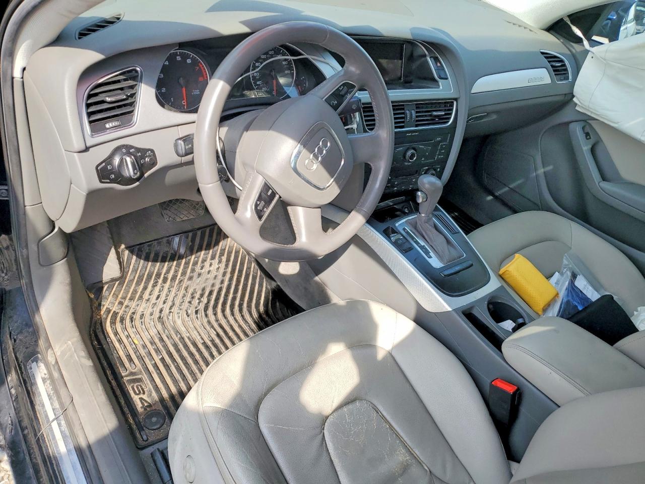 2011 Audi A4 Premium Plus Blue vin: WAUFFAFL8BN051409