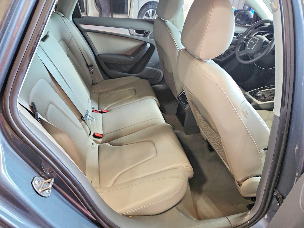 2012 Audi A4 Premium Plus Blue vin: WAUFFAFL8CN014460