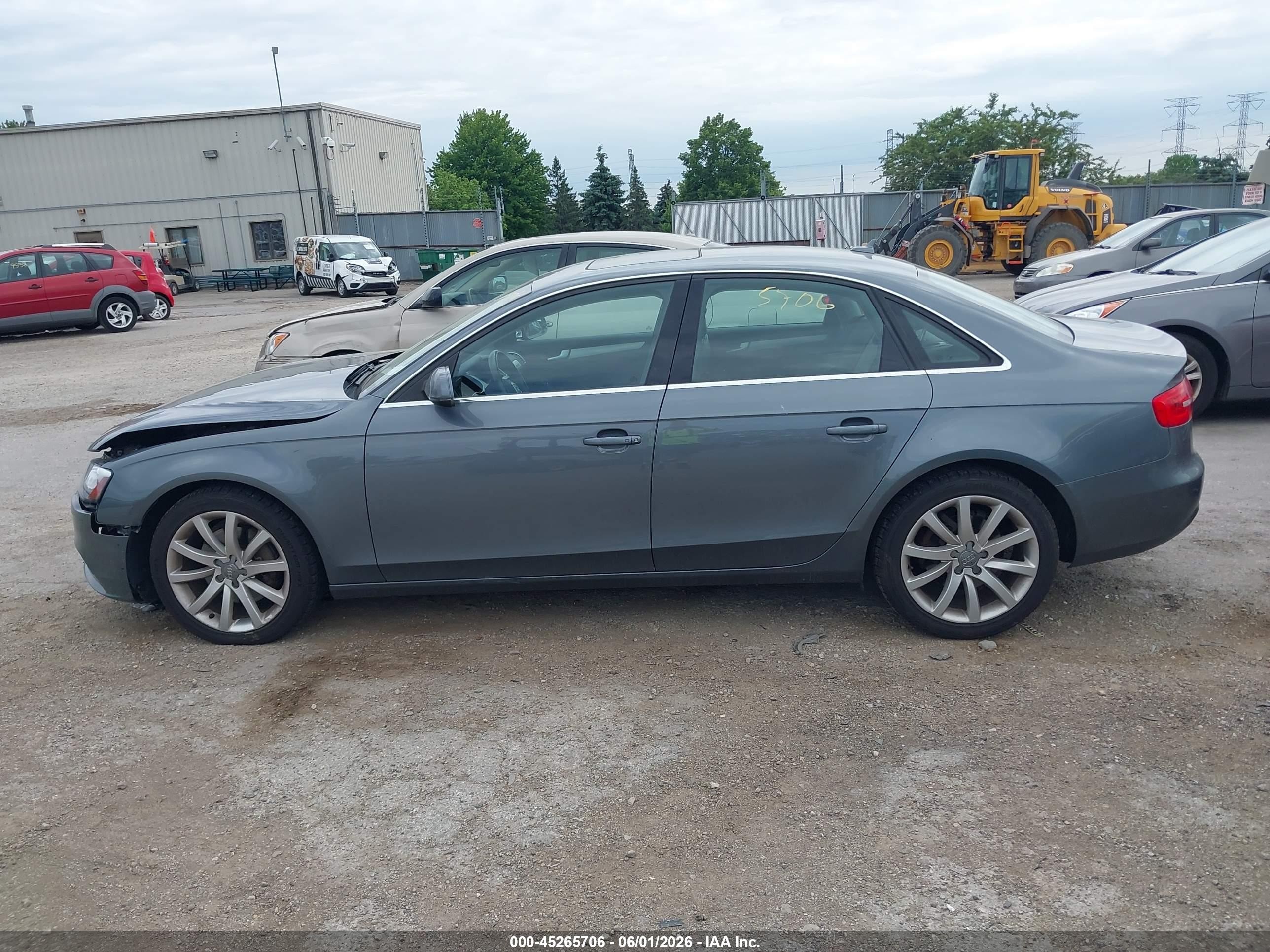 2013 Audi A4 2.0t Premium Gray vin: WAUFFAFL8DN046438