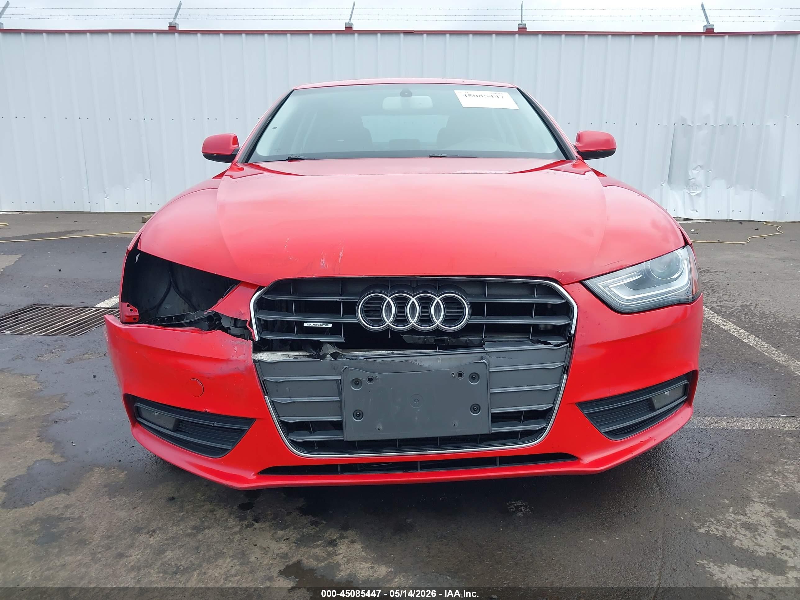 2013 Audi A4 2.0t Premium Red vin: WAUFFAFL8DN046441