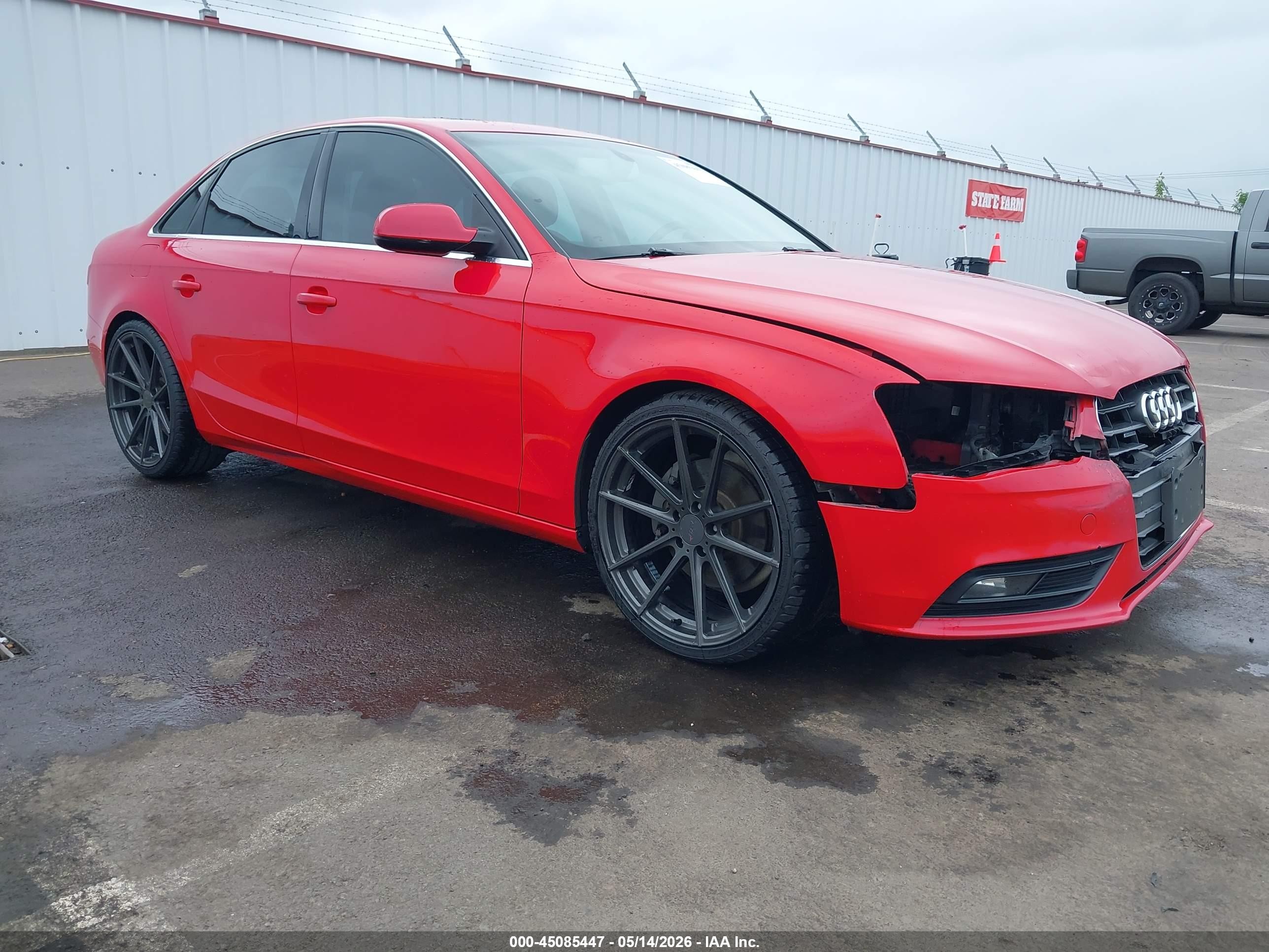 2013 Audi A4 2.0t Premium Red vin: WAUFFAFL8DN046441