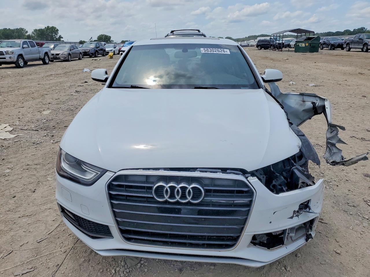 2014 Audi A4 Premium Plus Белый vin: WAUFFAFL8EA047971
