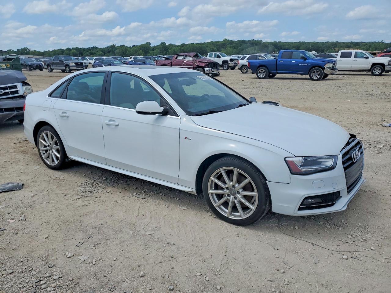 2014 Audi A4 Premium Plus Белый vin: WAUFFAFL8EA047971