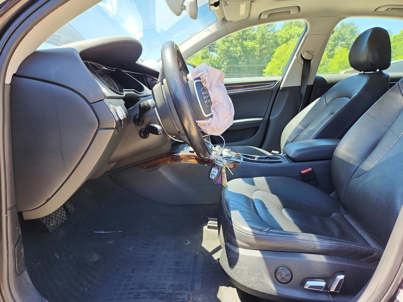 2014 Audi A4 Premium Plus Черный vin: WAUFFAFL8EN014882